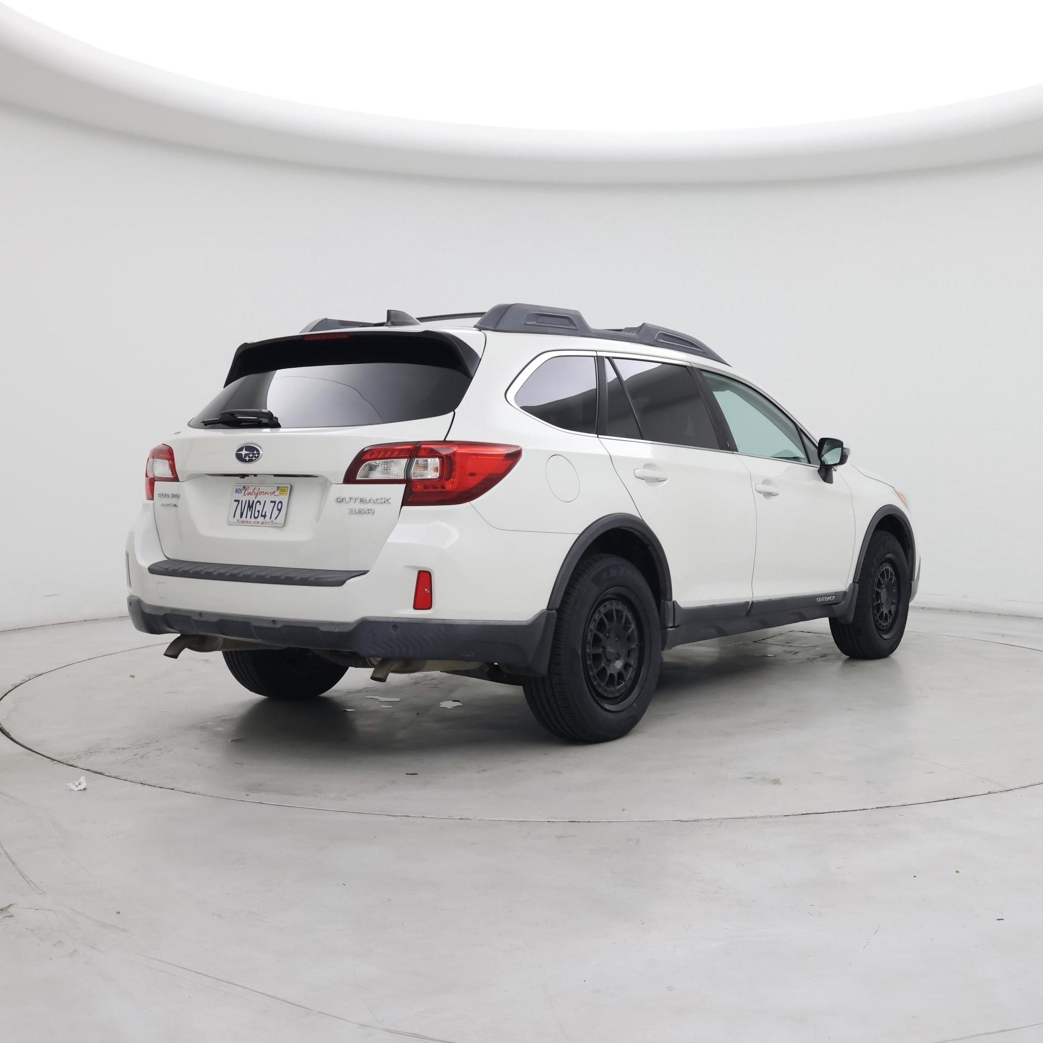 Thumbnail: 2017 Subaru Outback - 8