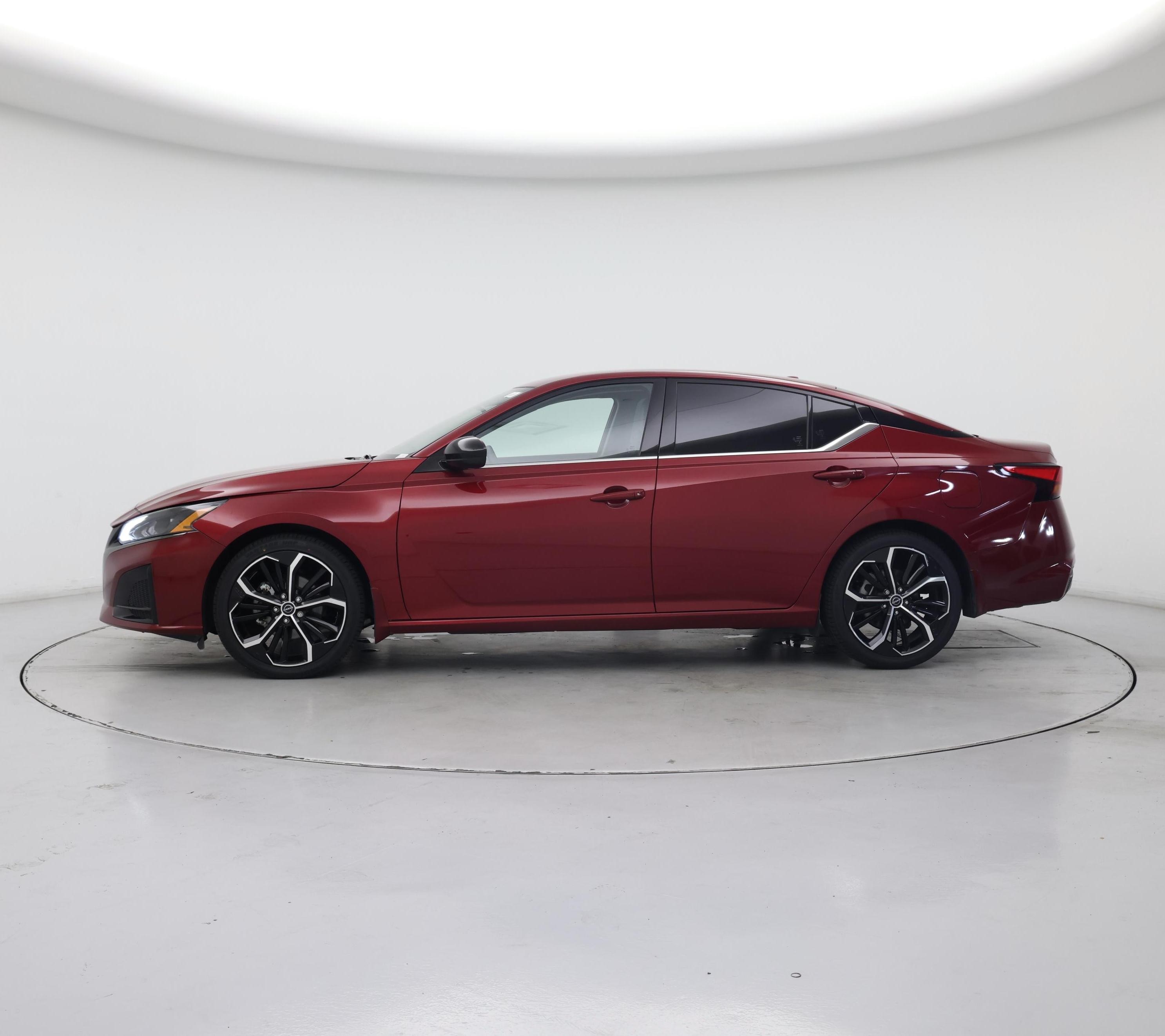 Thumbnail: 2023 Nissan Altima - 3