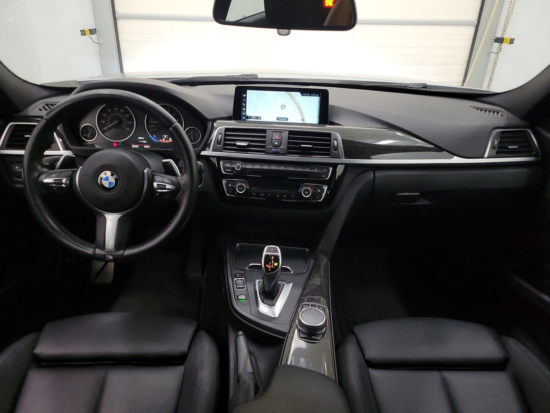 Thumbnail: 2017 BMW 3 Series - 9