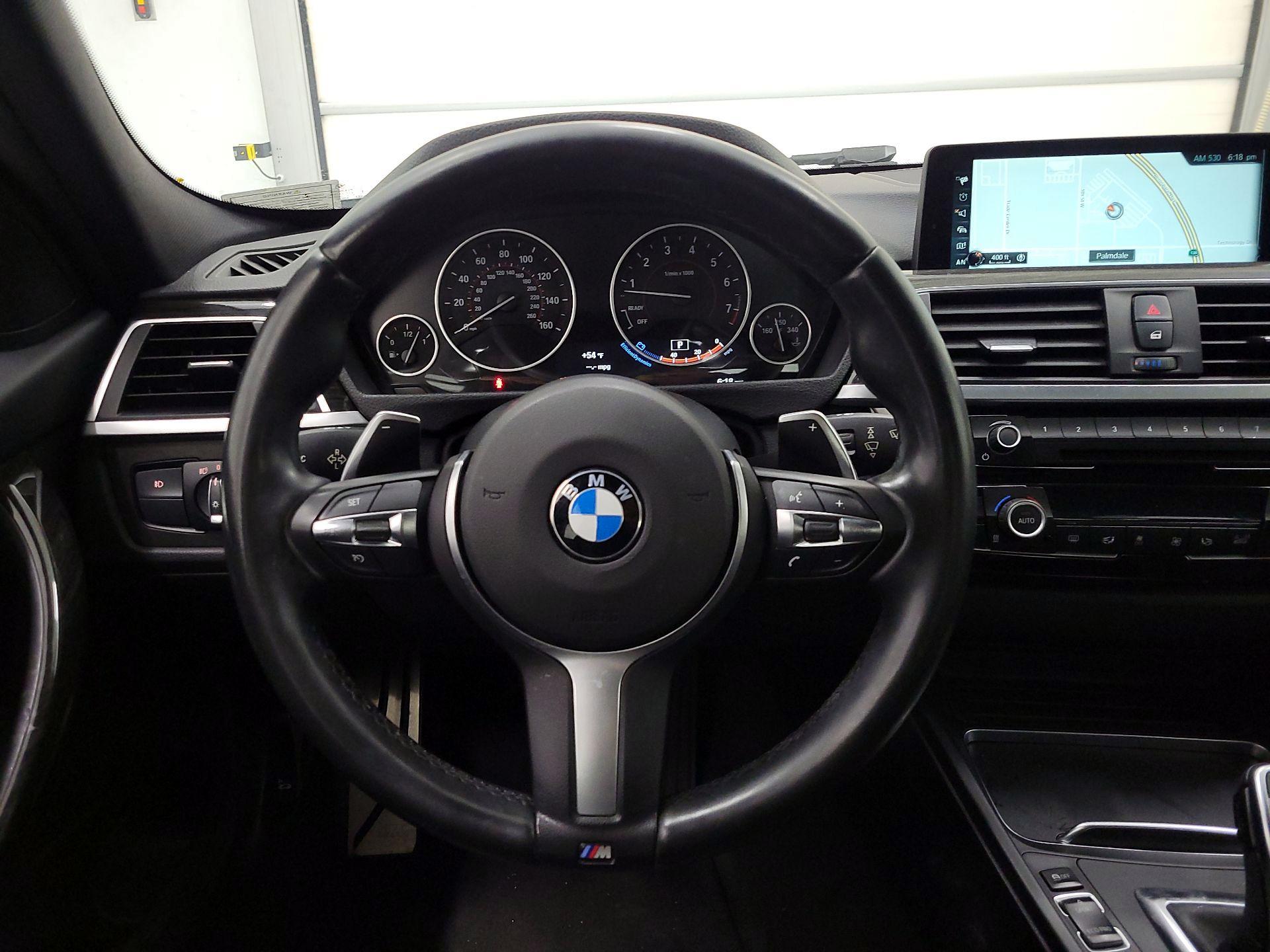 Thumbnail: 2017 BMW 3 Series - 10