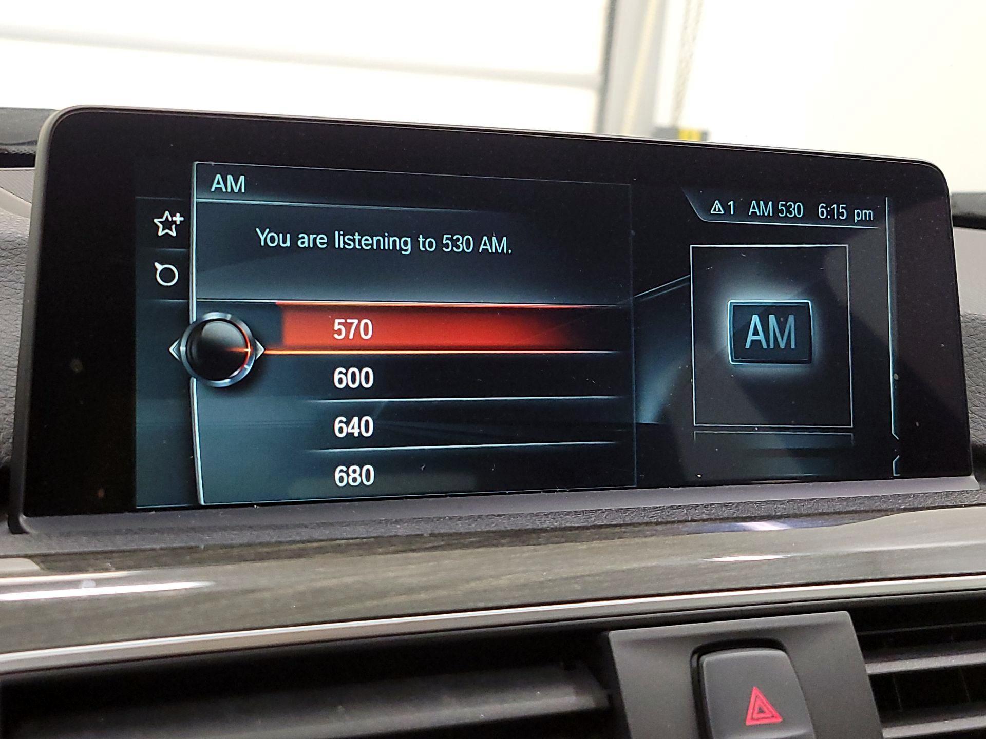 Thumbnail: 2017 BMW 3 Series - 16