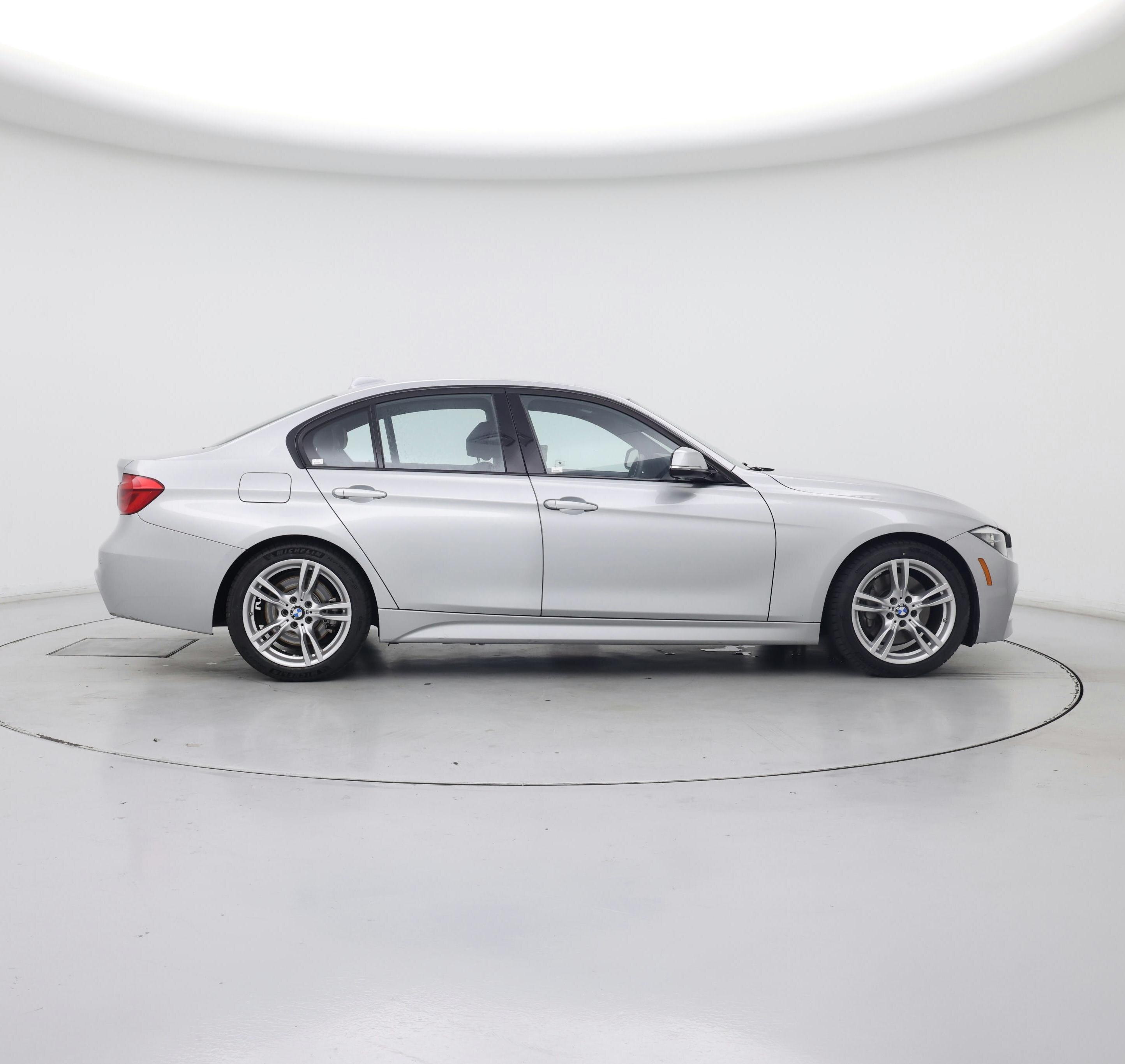 Thumbnail: 2017 BMW 3 Series - 7