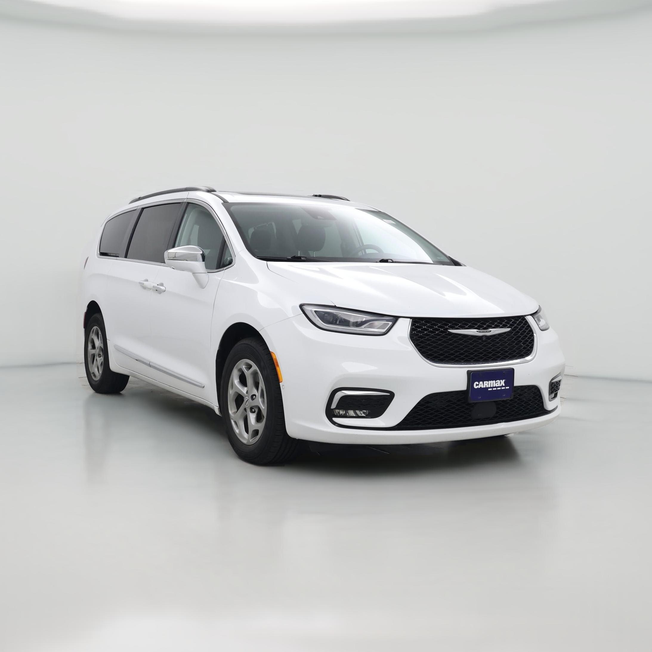 Thumbnail: 2022 Chrysler Pacifica - 1