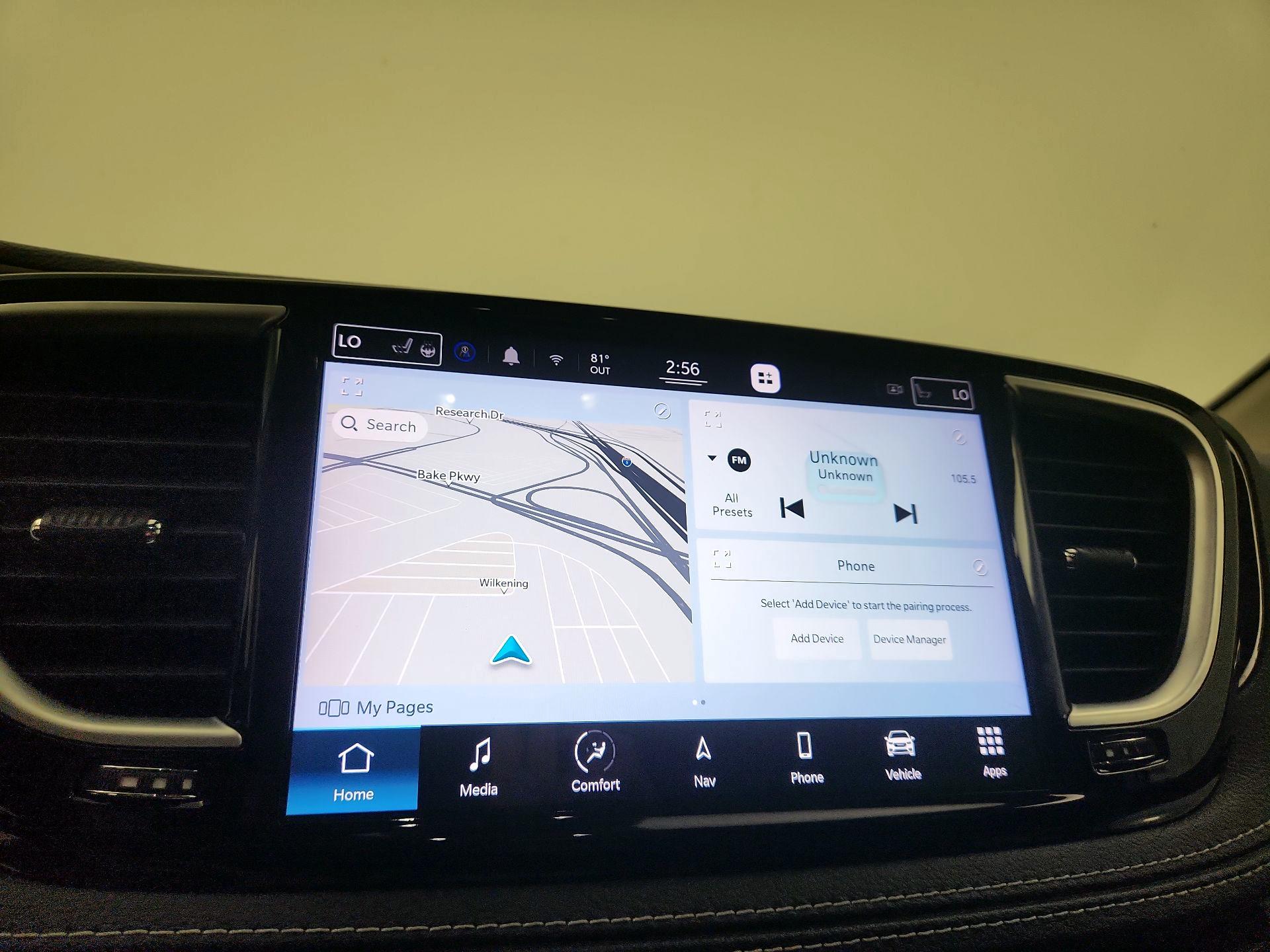 Thumbnail: 2022 Chrysler Pacifica - 14