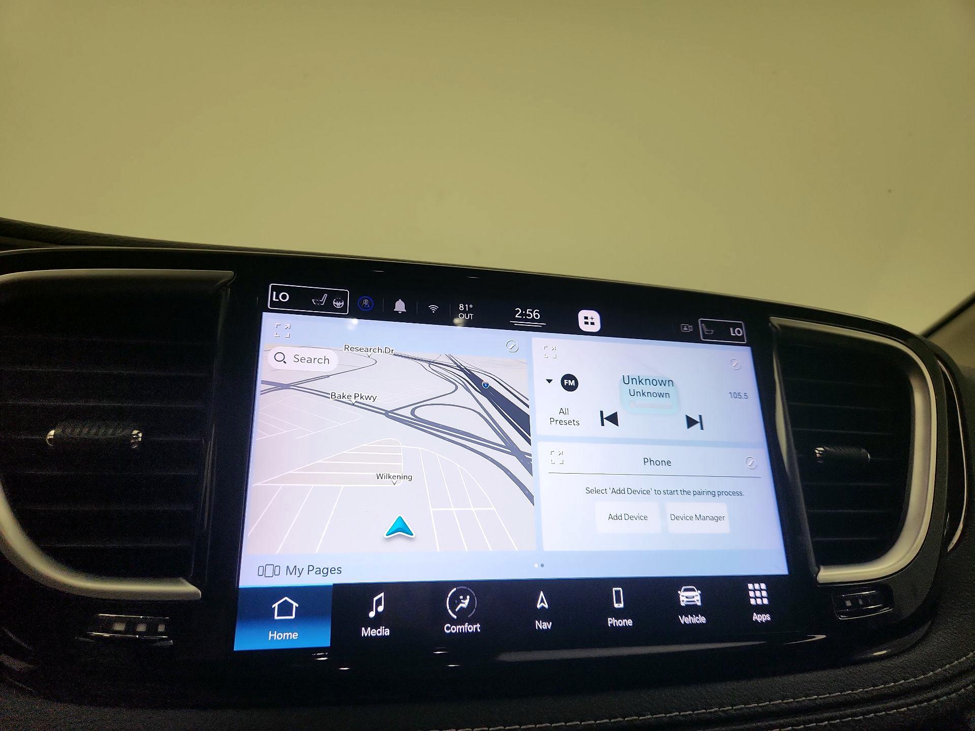 Thumbnail: 2022 Chrysler Pacifica - 16