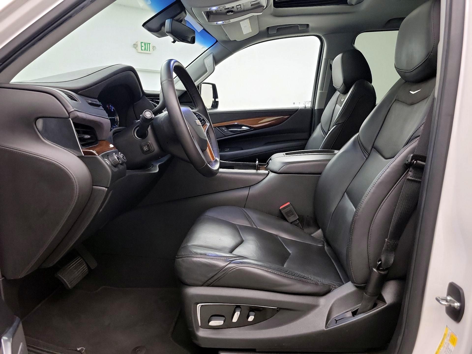Thumbnail: 2019 Cadillac Escalade - 11