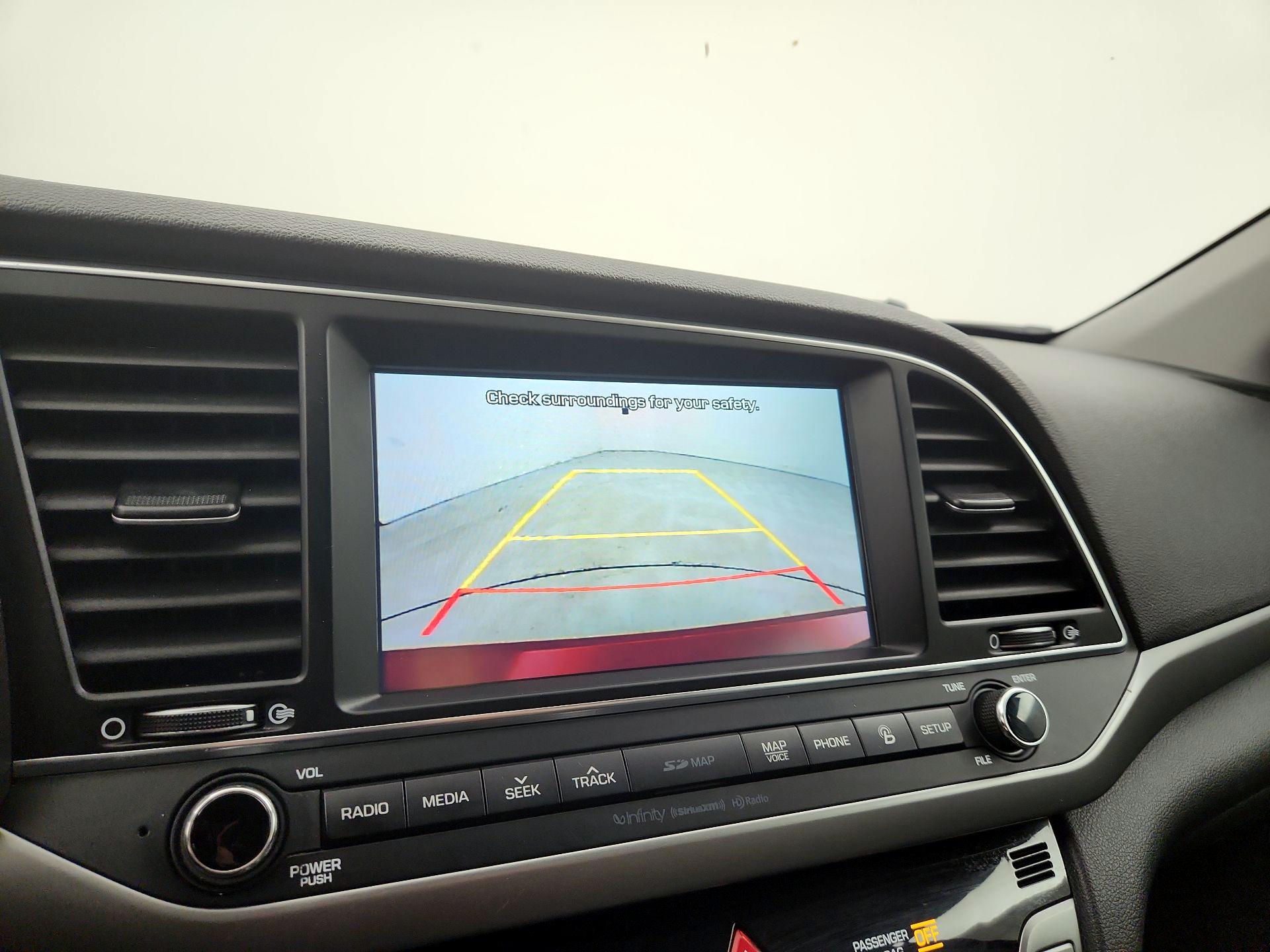 Thumbnail: 2017 Hyundai Elantra - 15