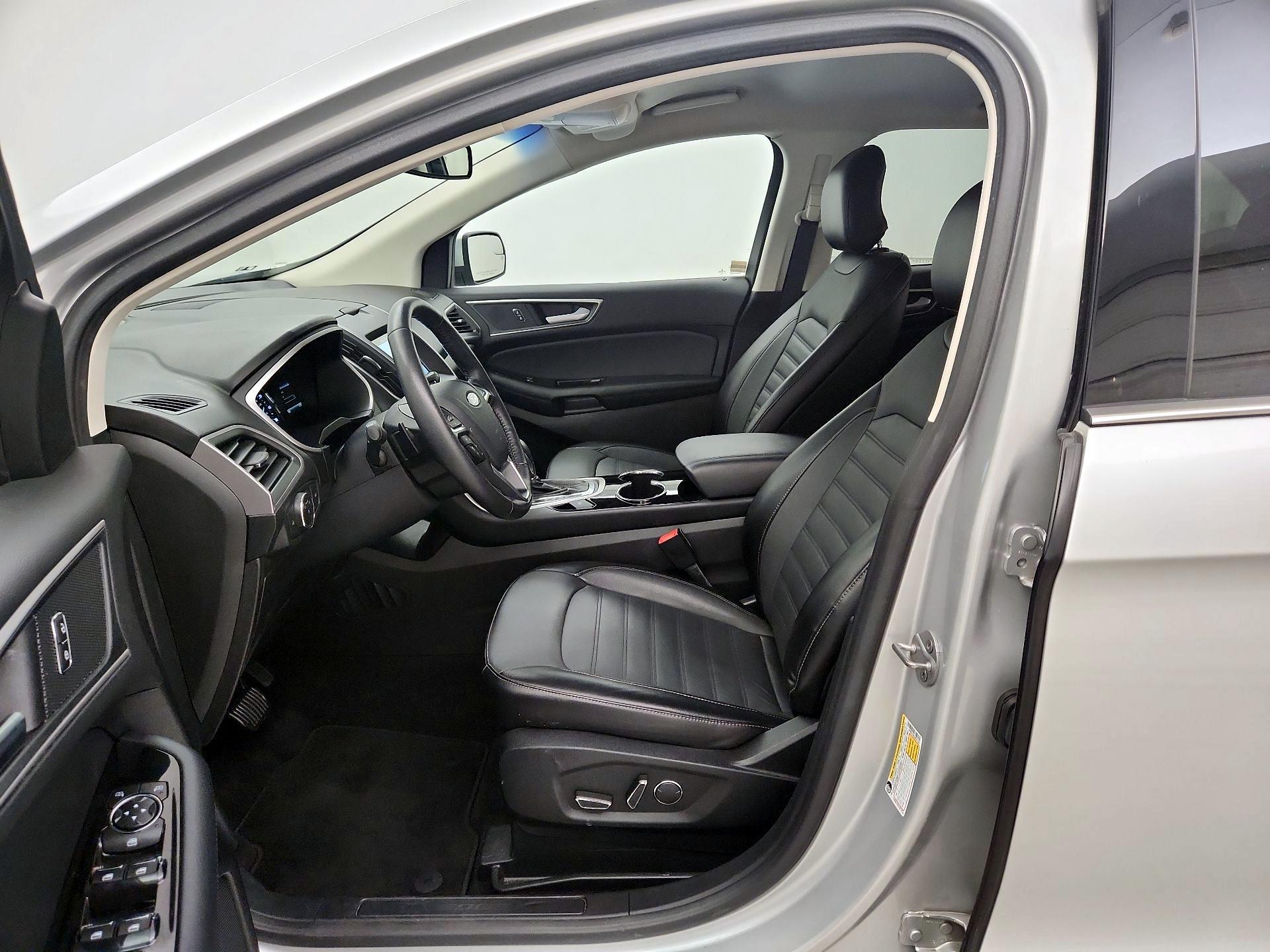 Thumbnail: 2018 Ford Edge - 11