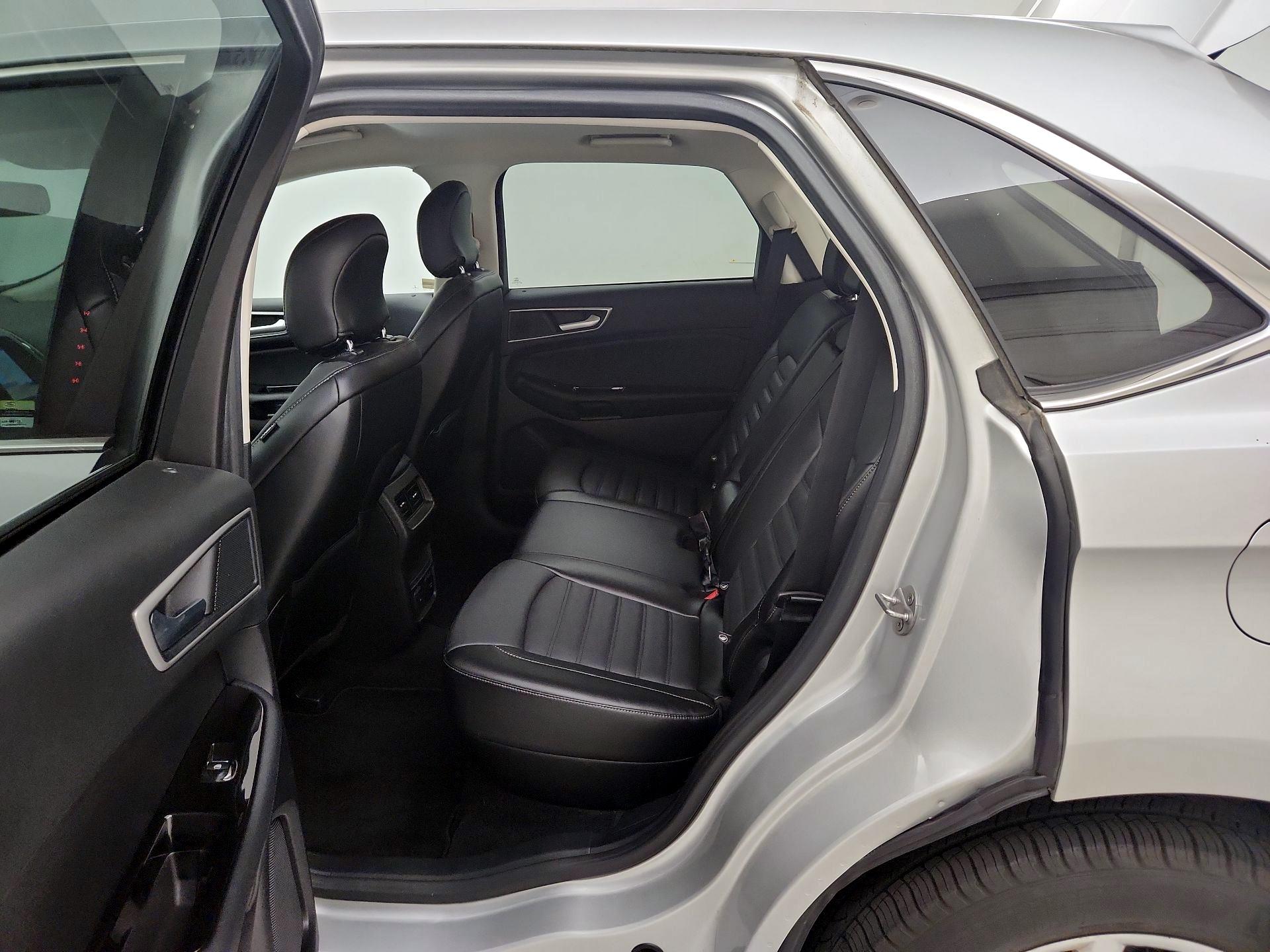Thumbnail: 2018 Ford Edge - 20