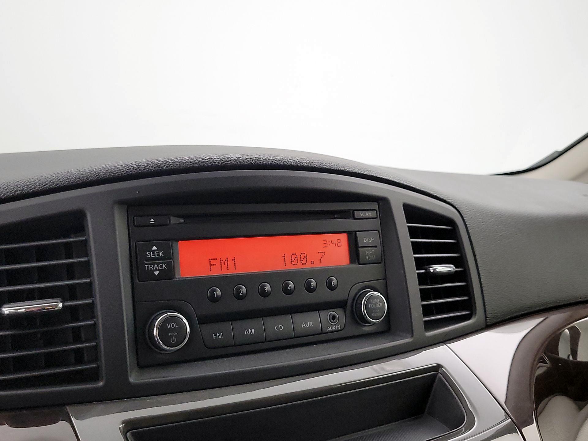 Thumbnail: 2015 Nissan Quest - 14