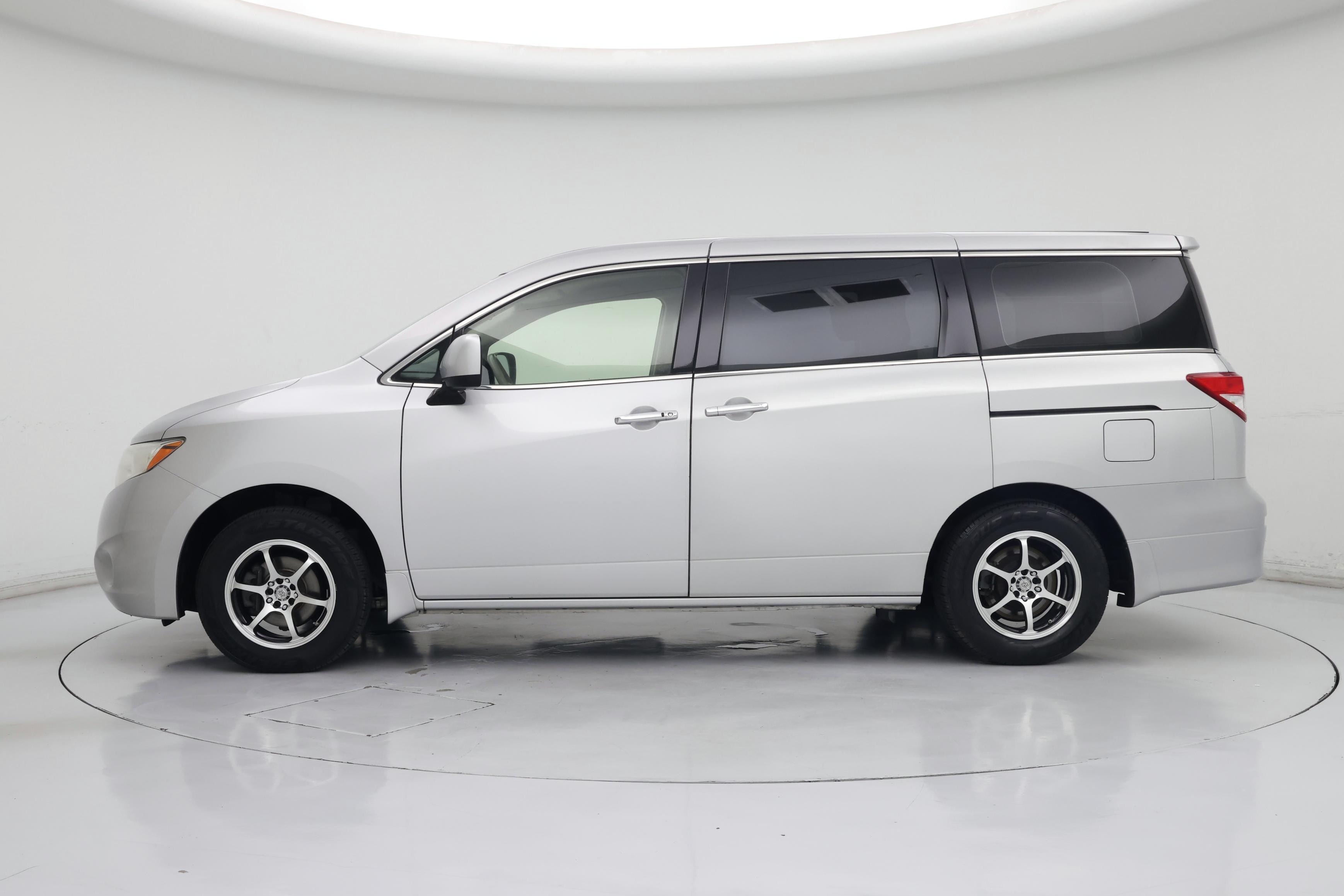Thumbnail: 2015 Nissan Quest - 3