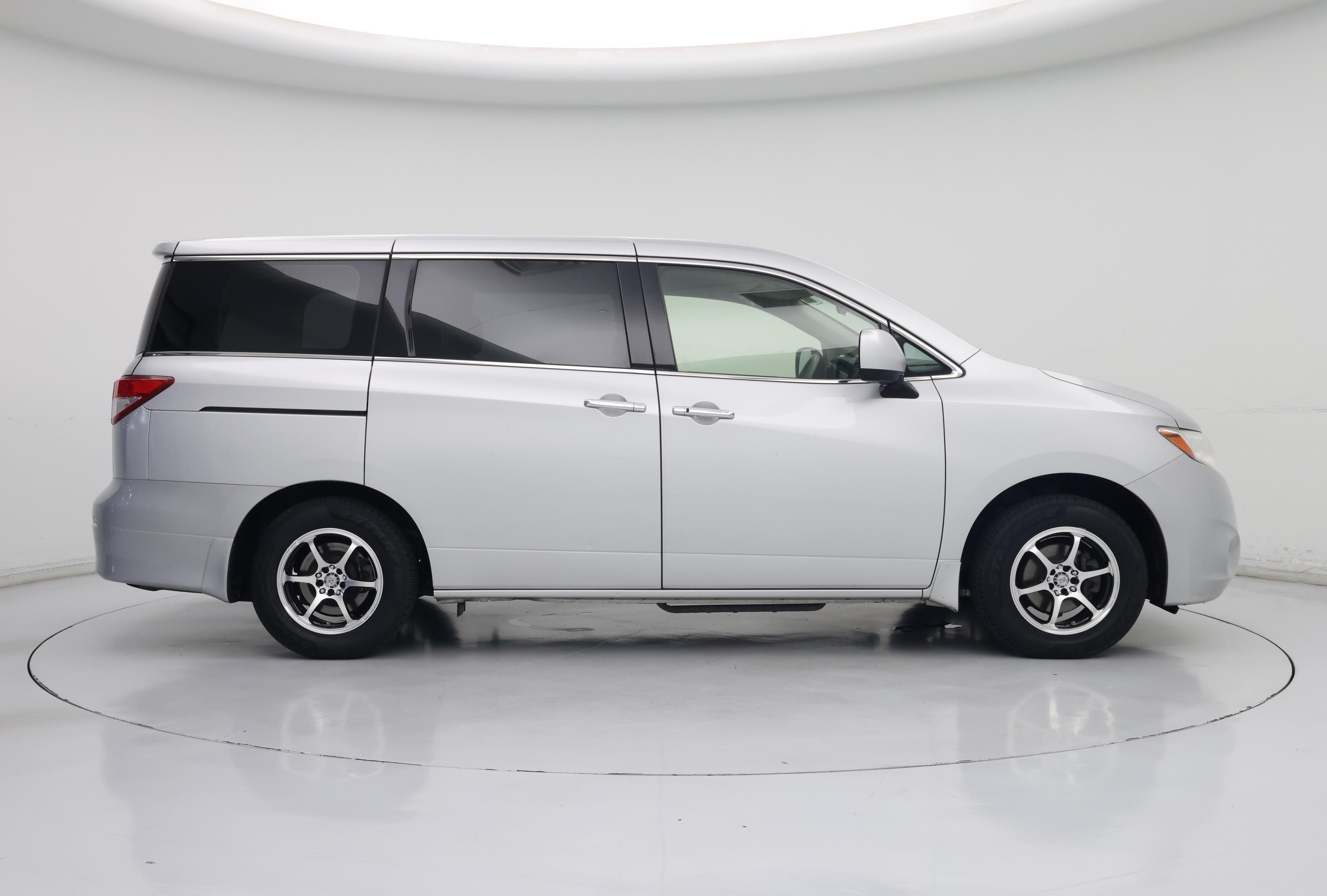 Thumbnail: 2015 Nissan Quest - 7