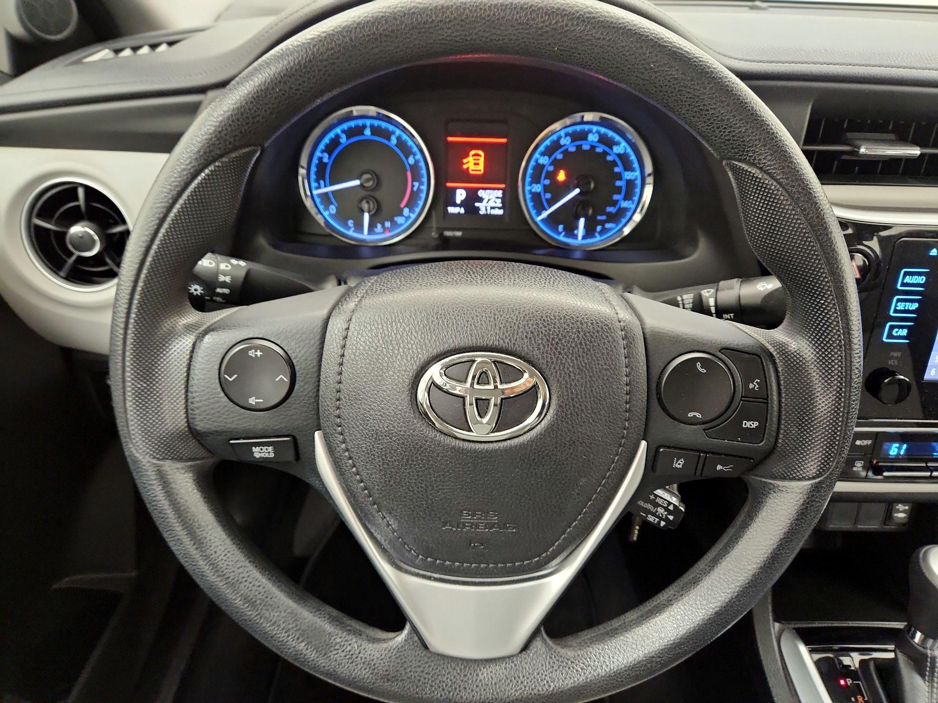 Thumbnail: 2018 Toyota Corolla - 10