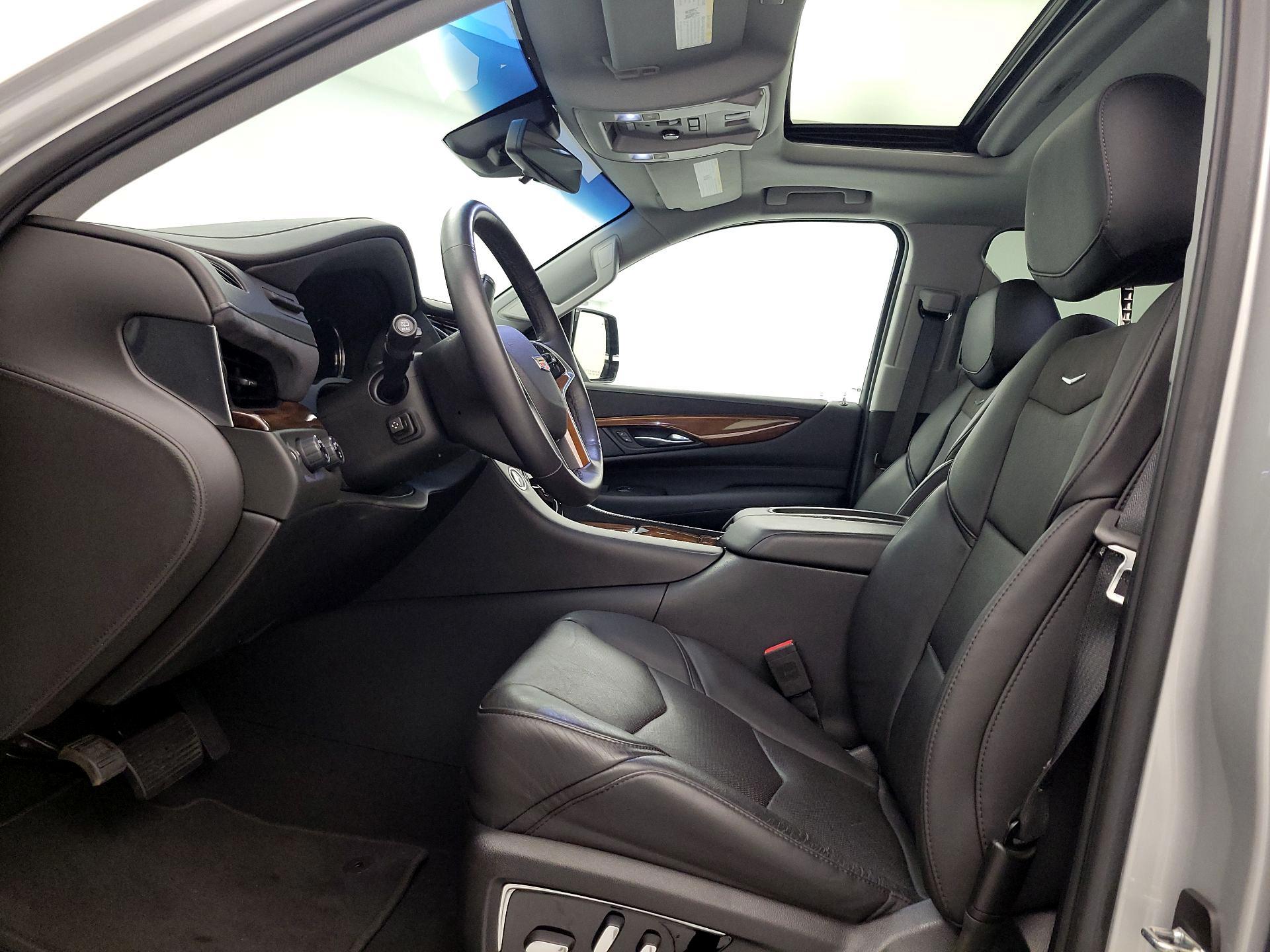 Thumbnail: 2018 Cadillac Escalade - 11