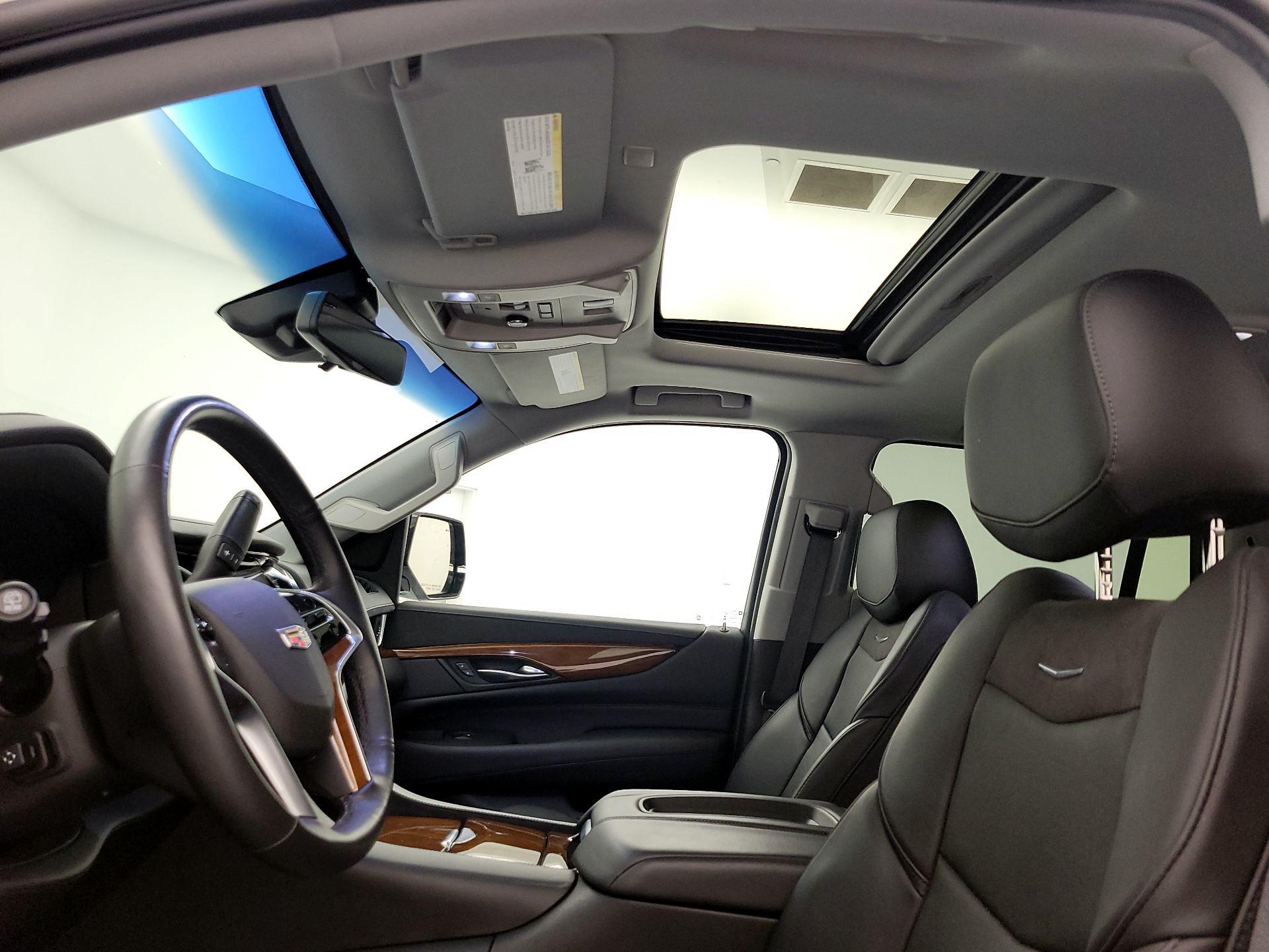 Thumbnail: 2018 Cadillac Escalade - 20