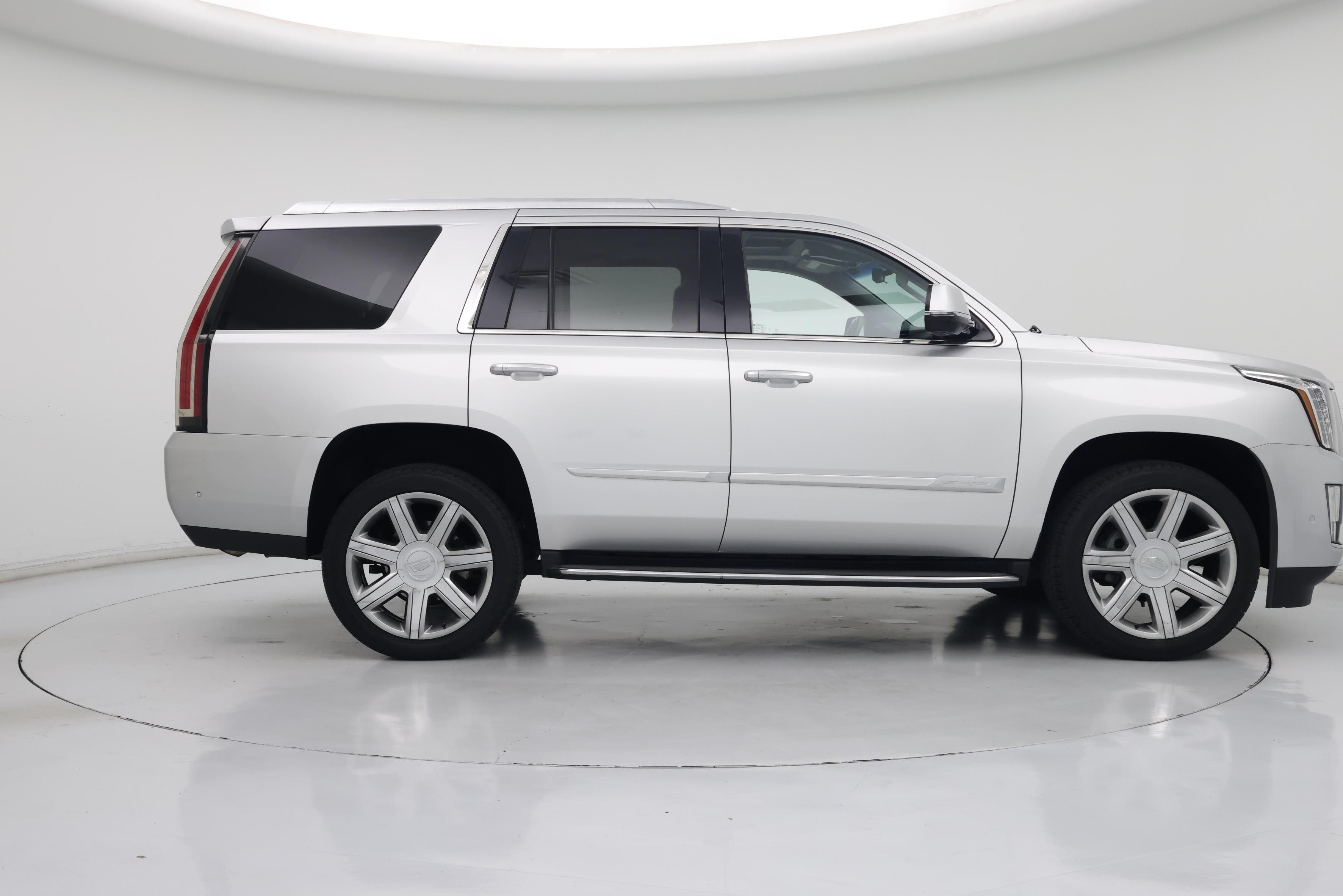 Thumbnail: 2018 Cadillac Escalade - 7