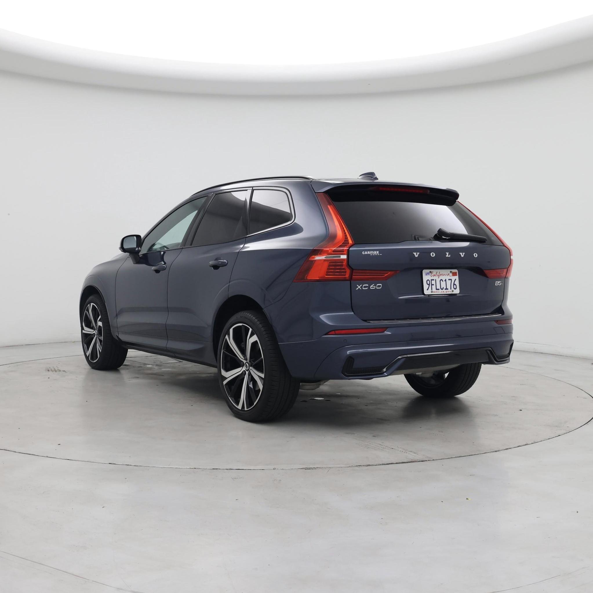 Thumbnail: 2023 Volvo XC60 - 2