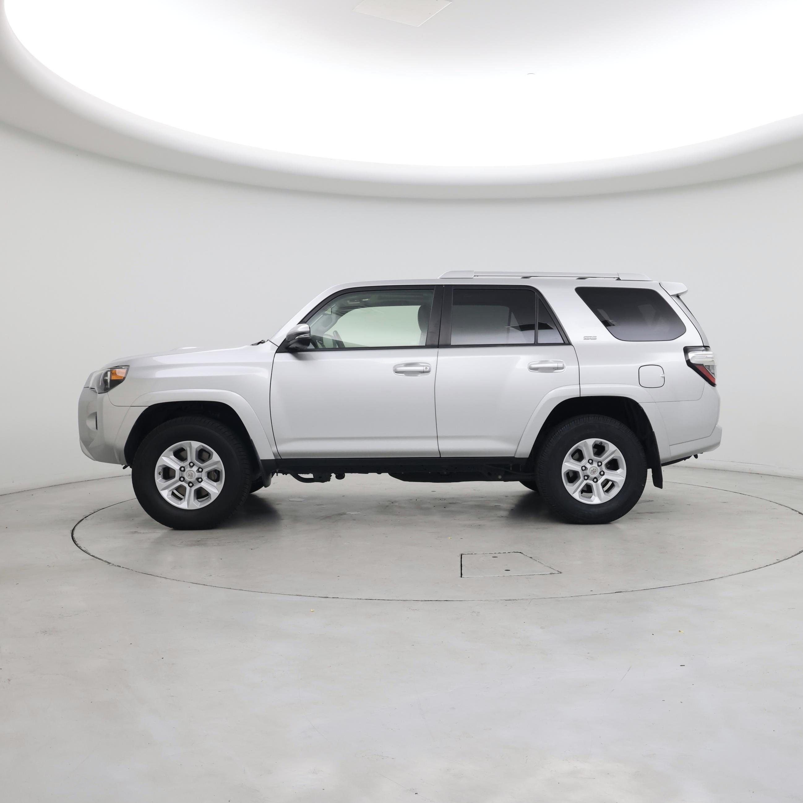 Thumbnail: 2018 Toyota 4Runner - 3