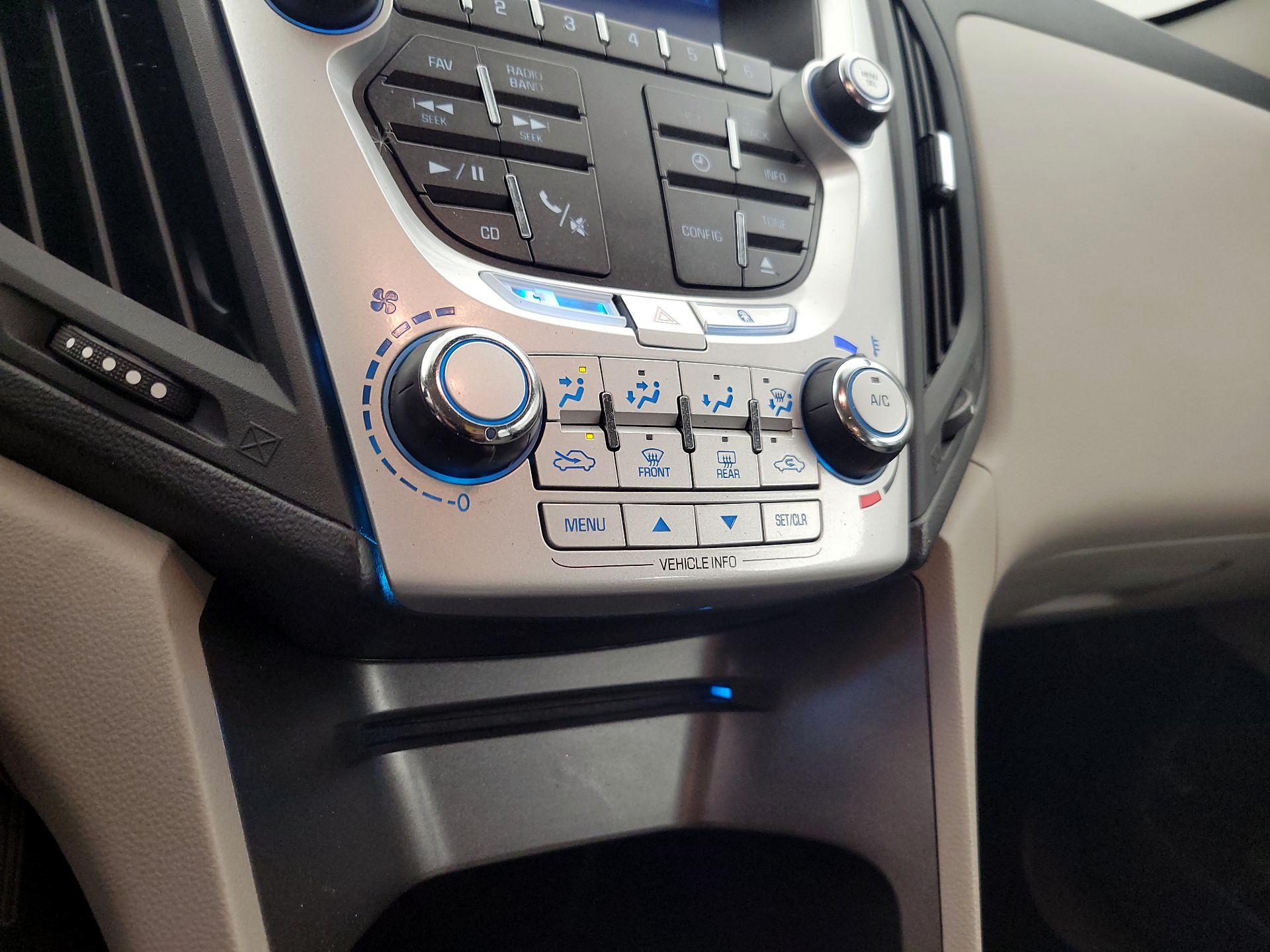 Thumbnail: 2014 Chevrolet Equinox - 15