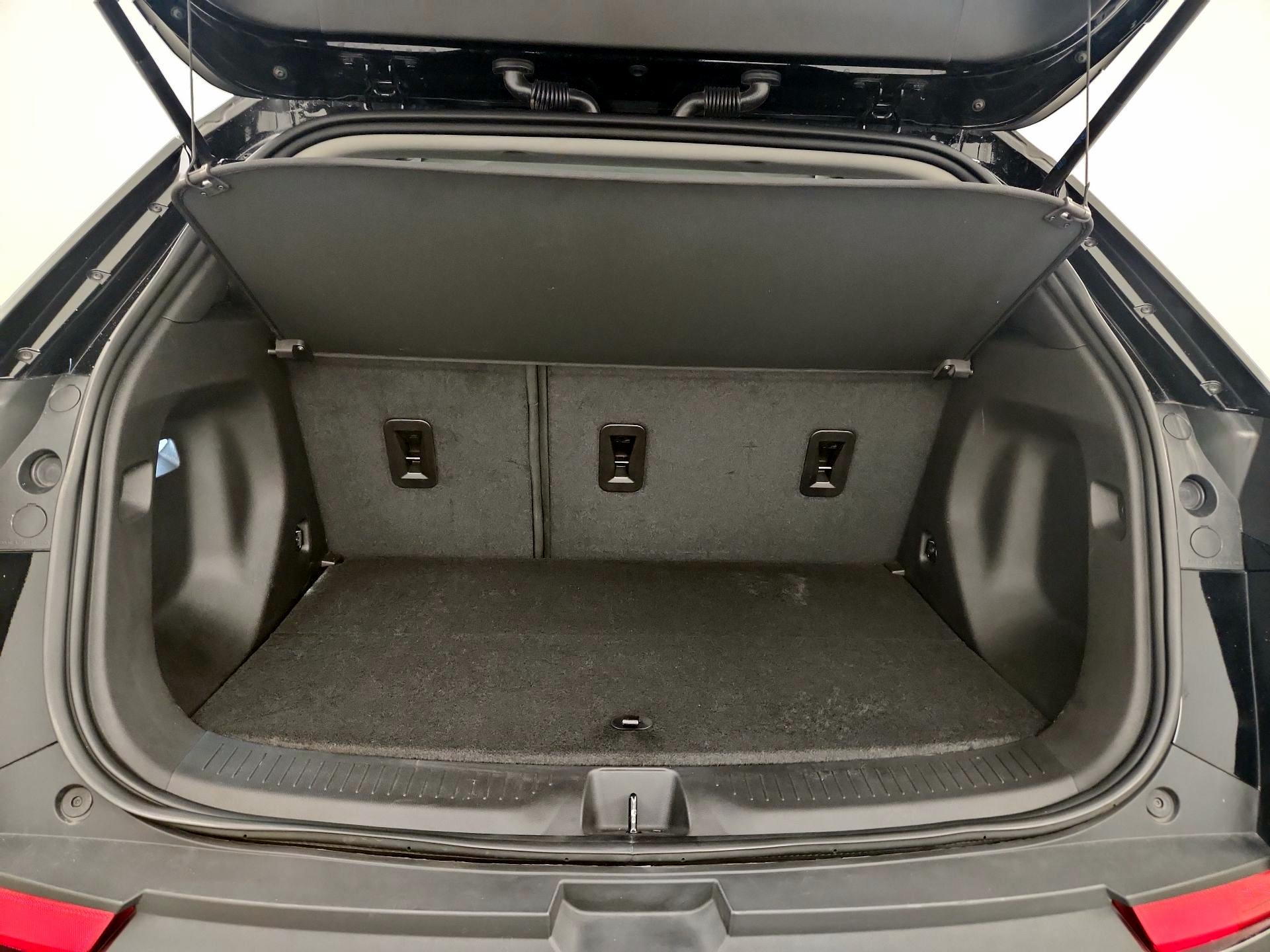 Thumbnail: 2023 Chevrolet Bolt EUV - 20