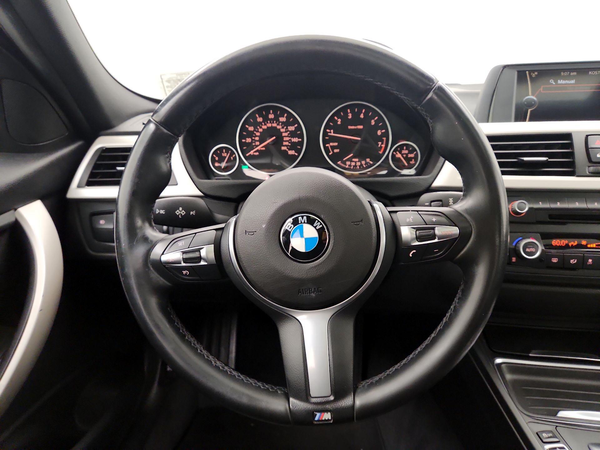 Thumbnail: 2014 BMW 3 Series - 10