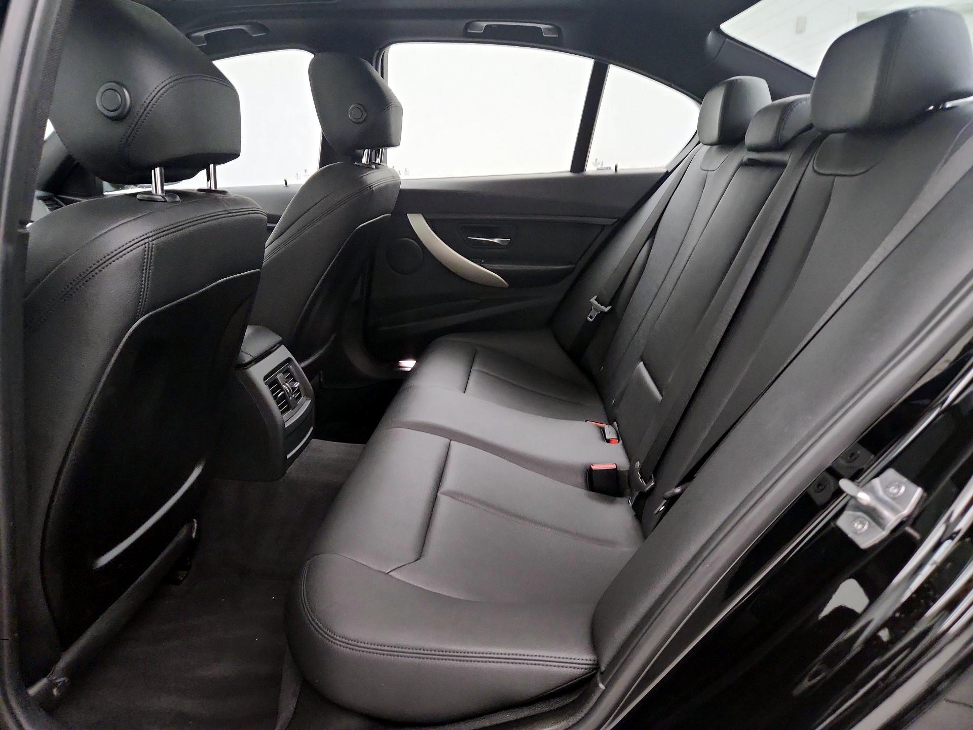 Thumbnail: 2014 BMW 3 Series - 19