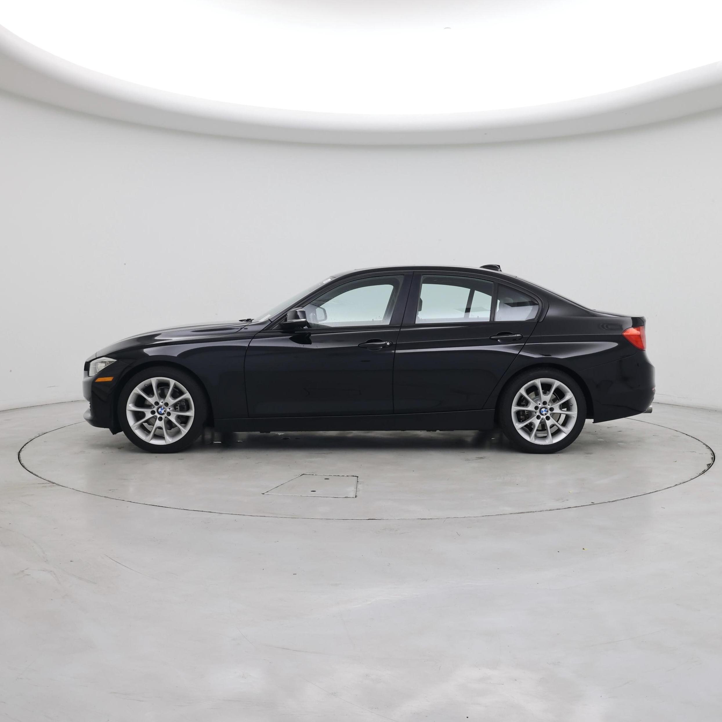 Thumbnail: 2014 BMW 3 Series - 3