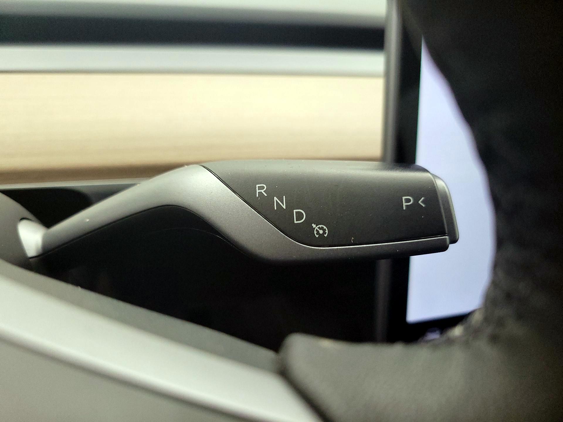 Thumbnail: 2023 Tesla Model 3 - 17