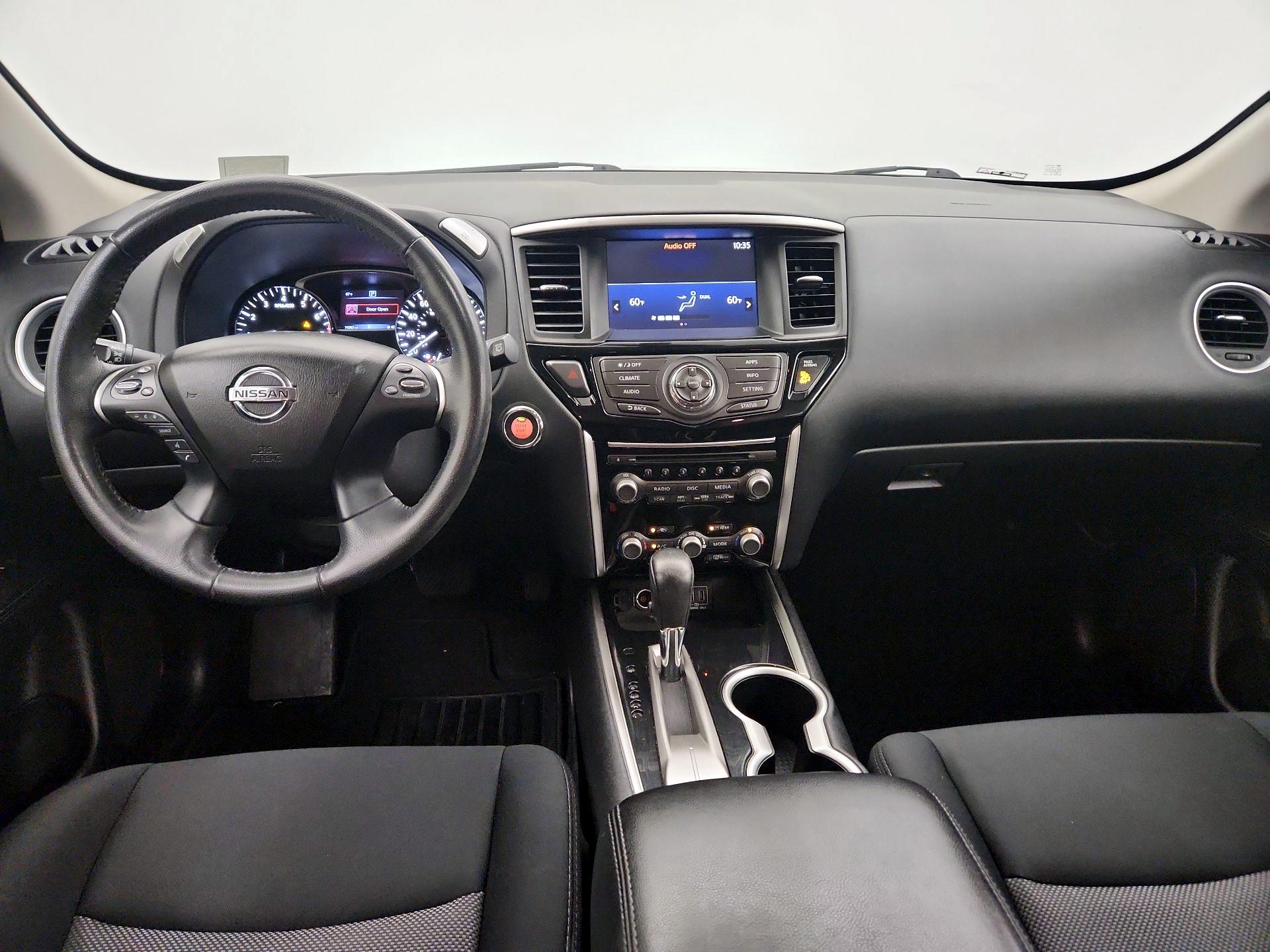 Thumbnail: 2018 Nissan Pathfinder - 9