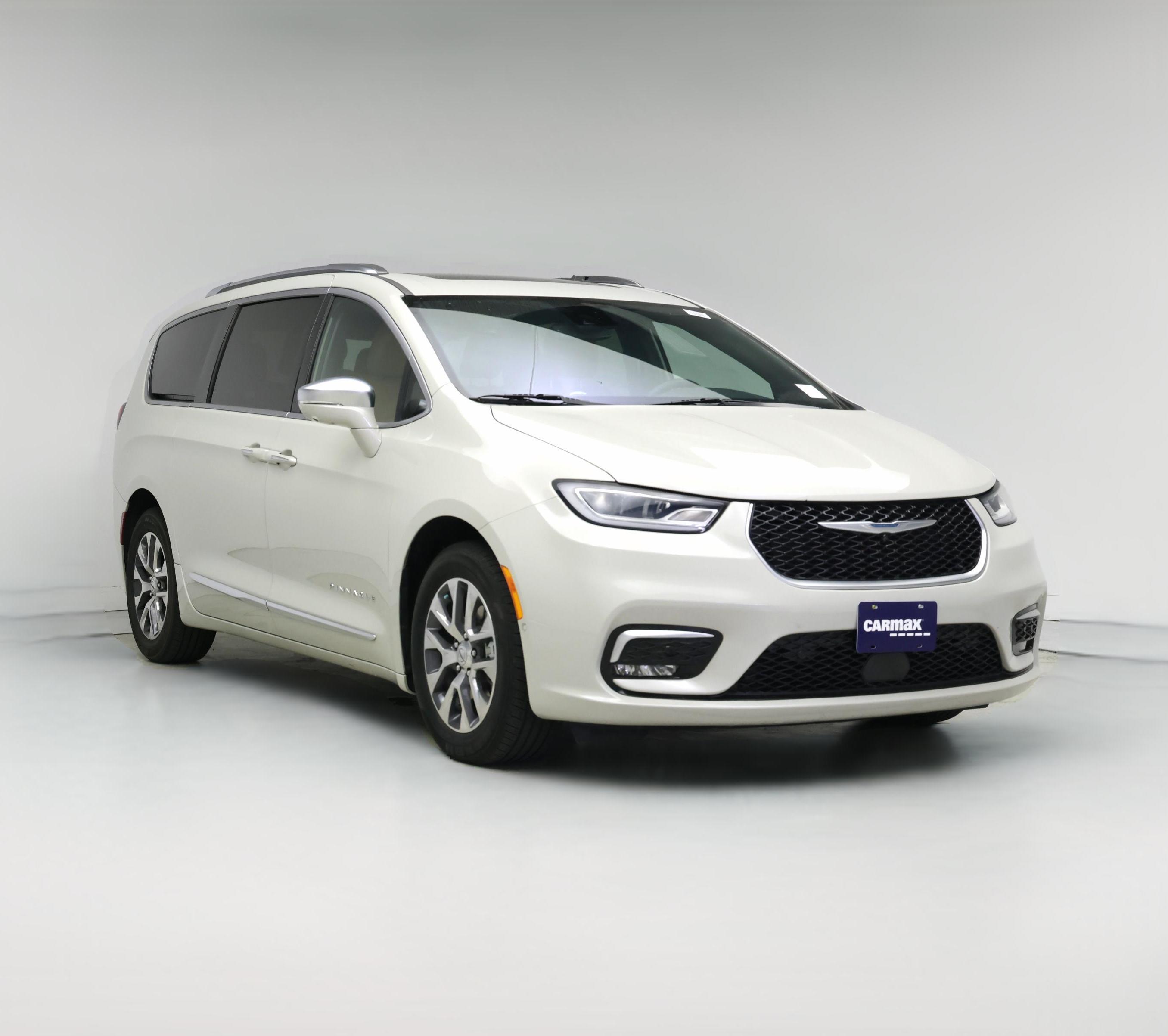 Thumbnail: 2021 Chrysler Pacifica - 1