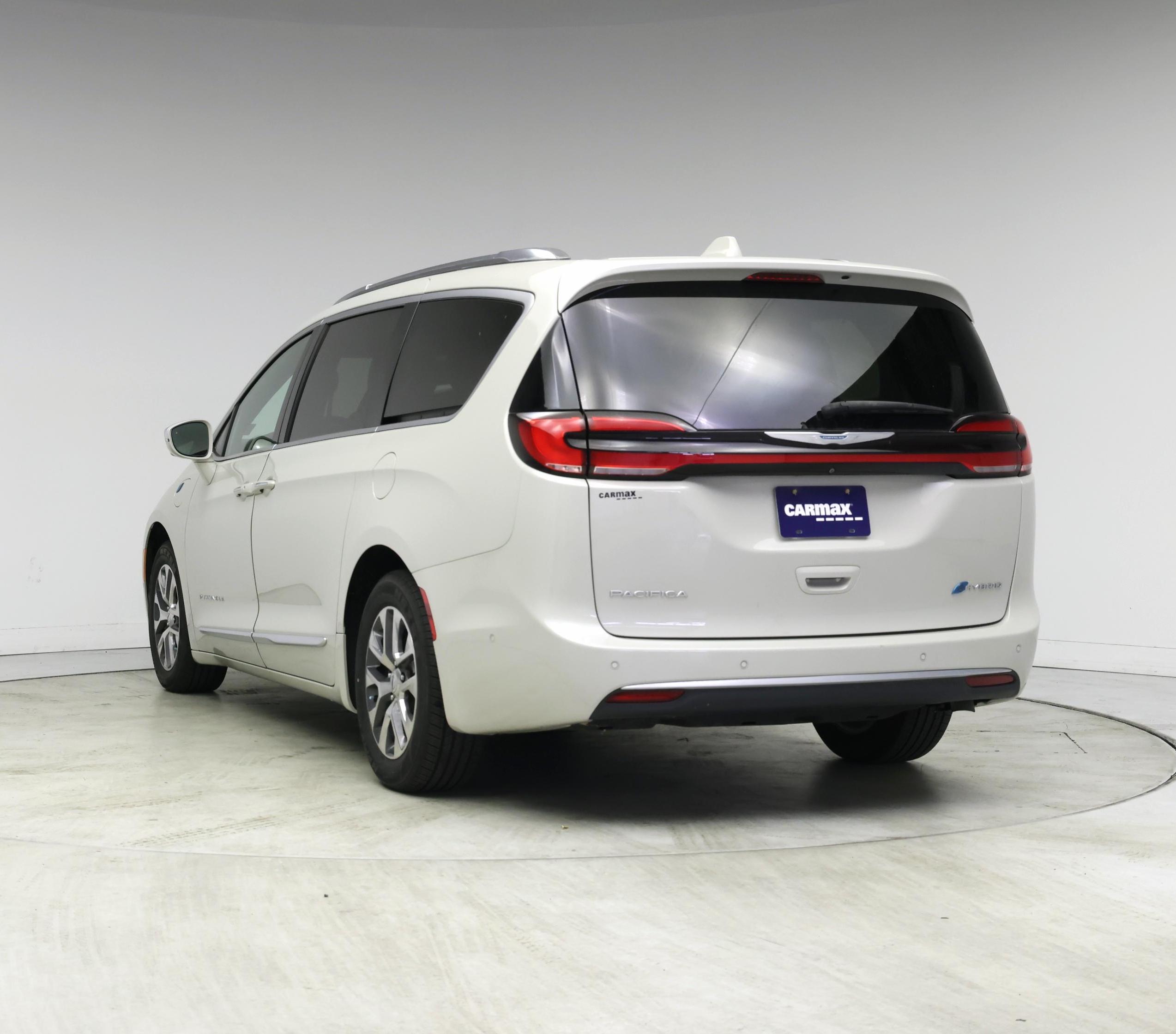 Thumbnail: 2021 Chrysler Pacifica - 2