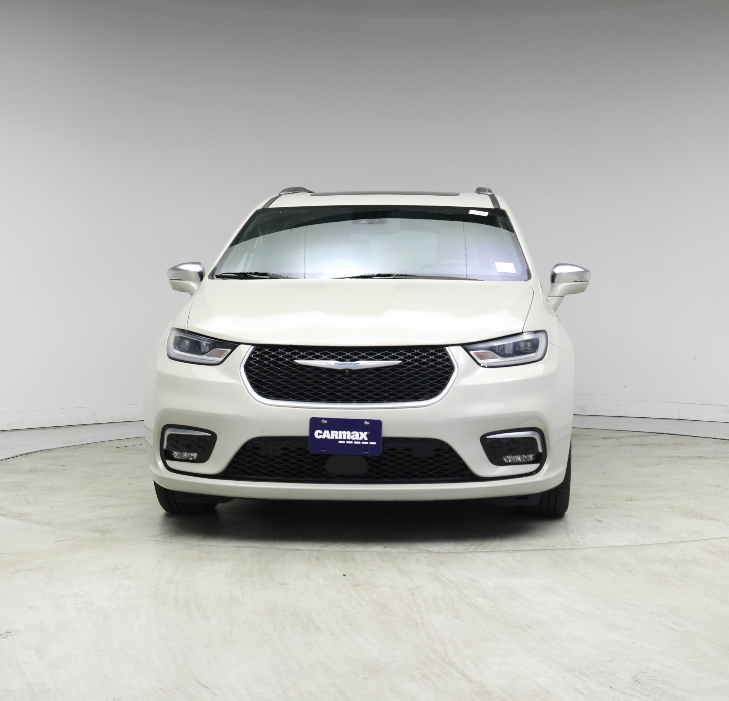Thumbnail: 2021 Chrysler Pacifica - 5
