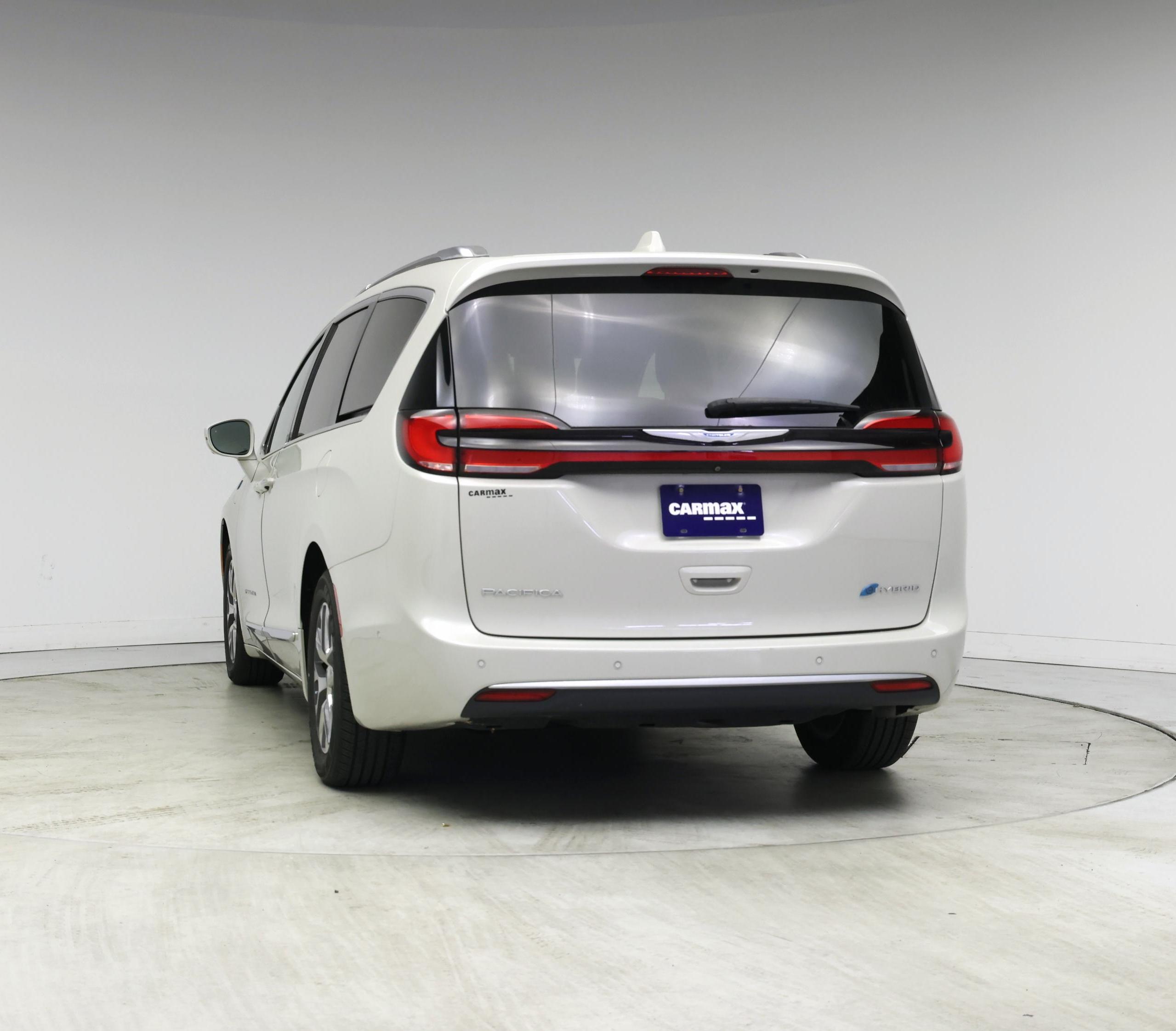 Thumbnail: 2021 Chrysler Pacifica - 6