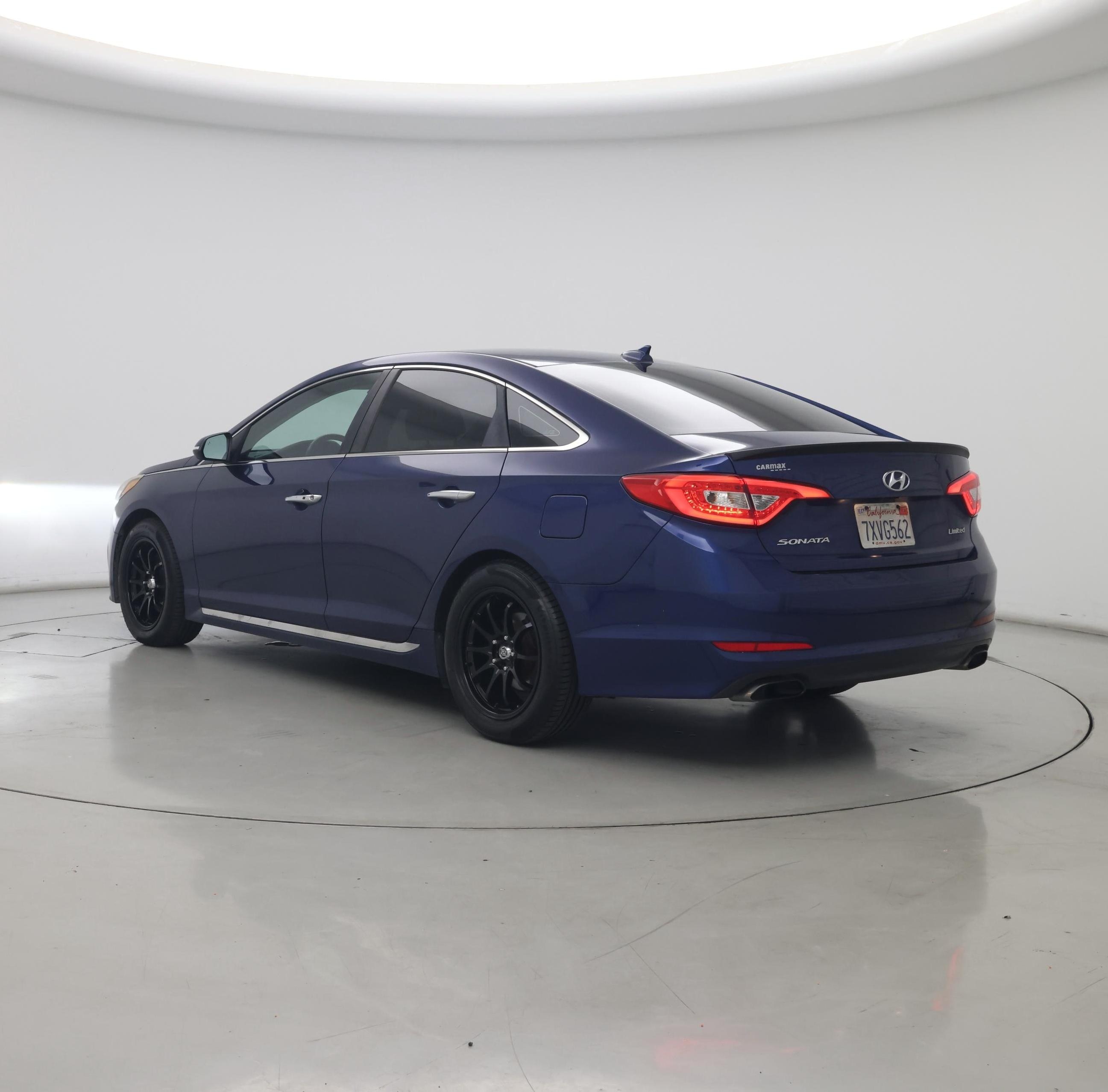 Thumbnail: 2017 Hyundai Sonata - 2