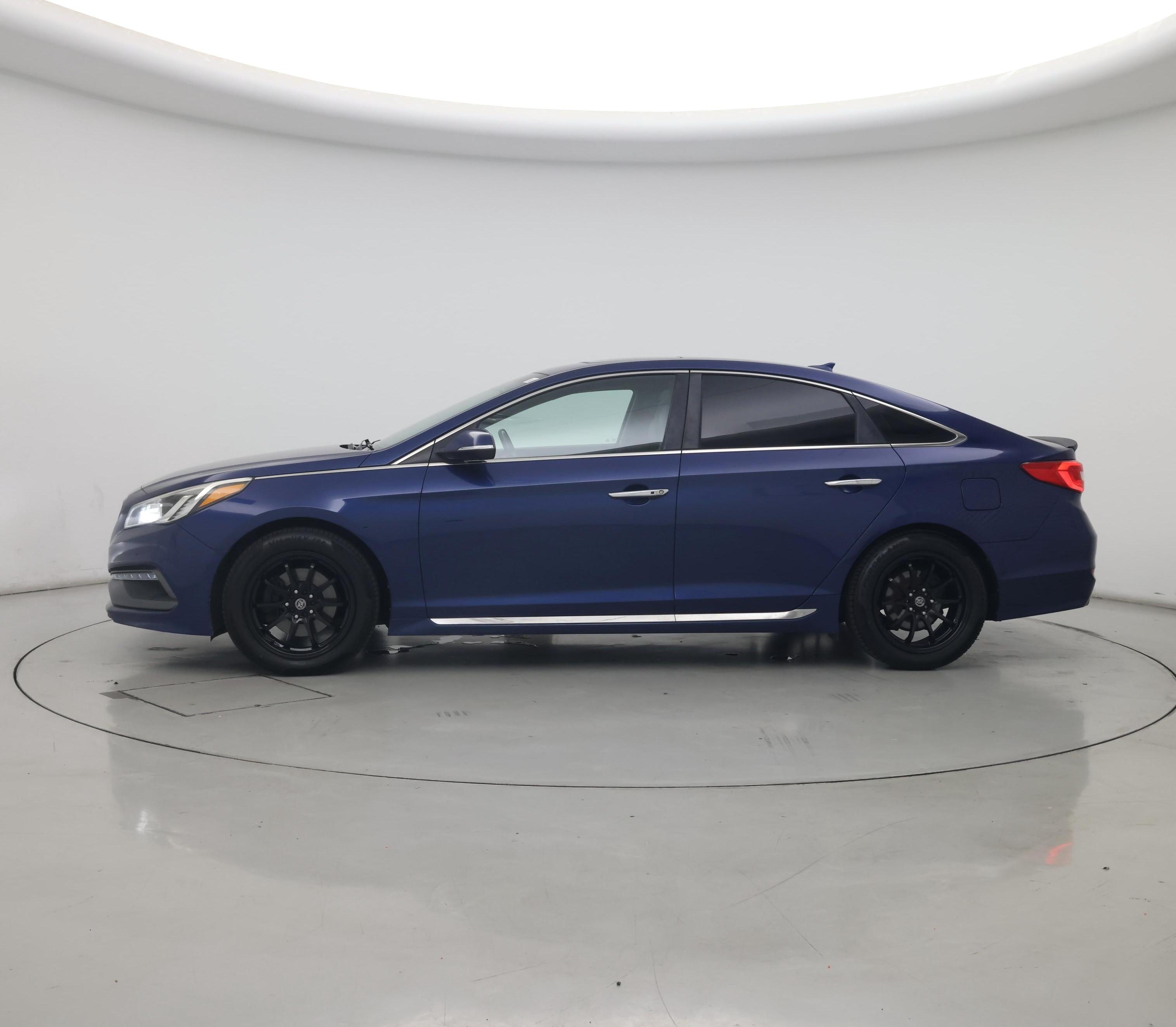 Thumbnail: 2017 Hyundai Sonata - 3