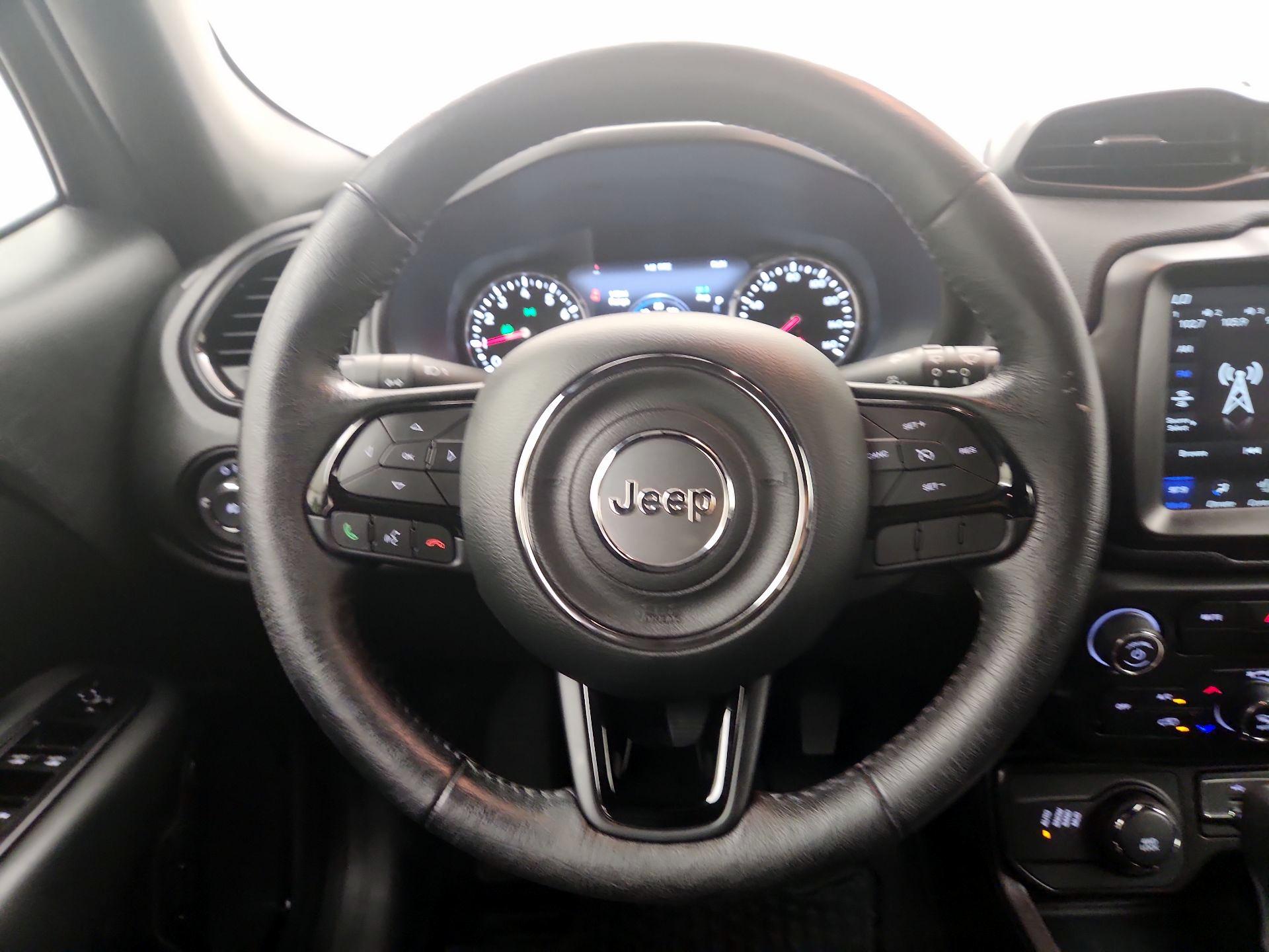 Thumbnail: 2022 Jeep Renegade - 10