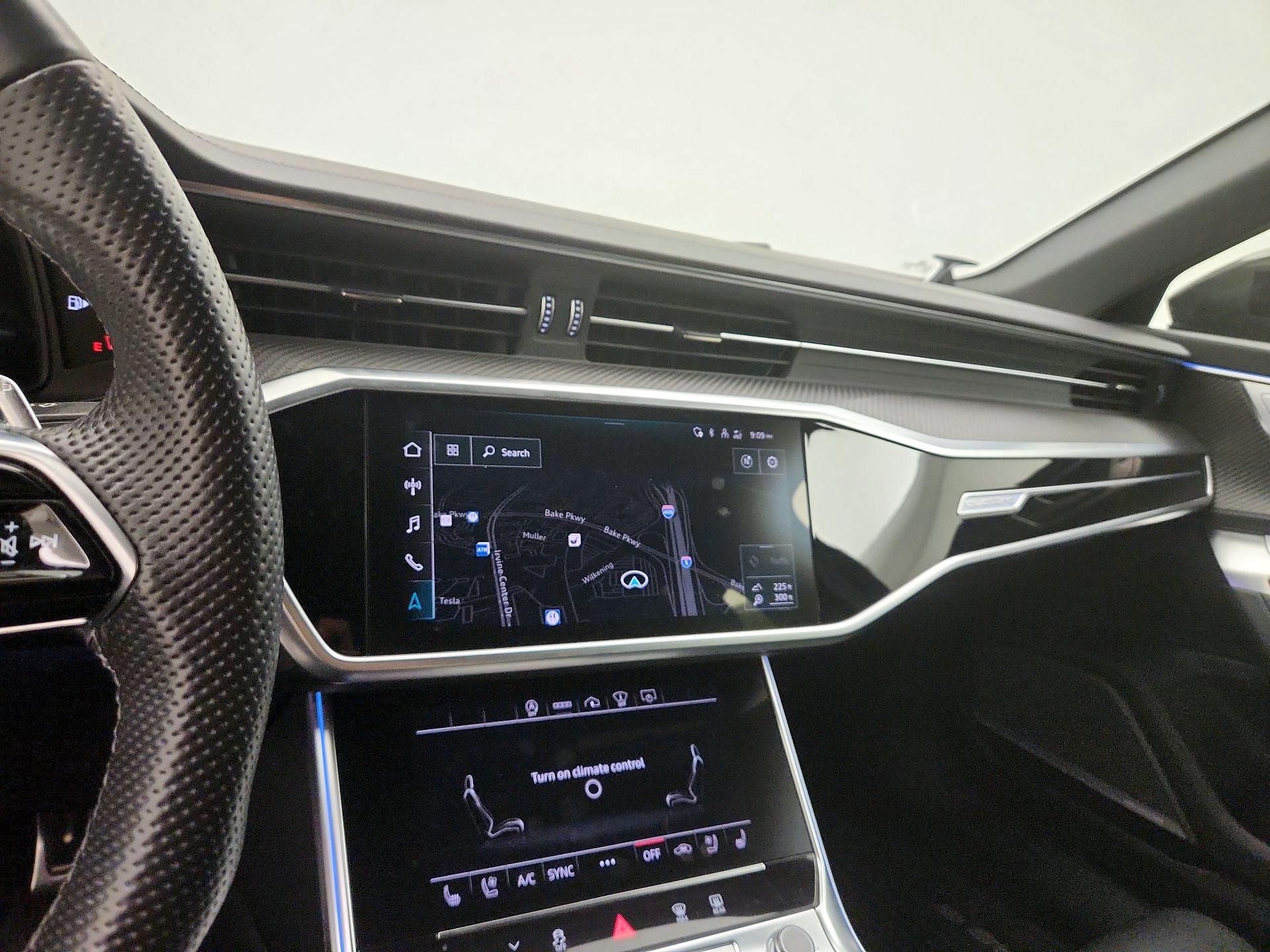 Thumbnail: 2021 Audi RS 6 - 14
