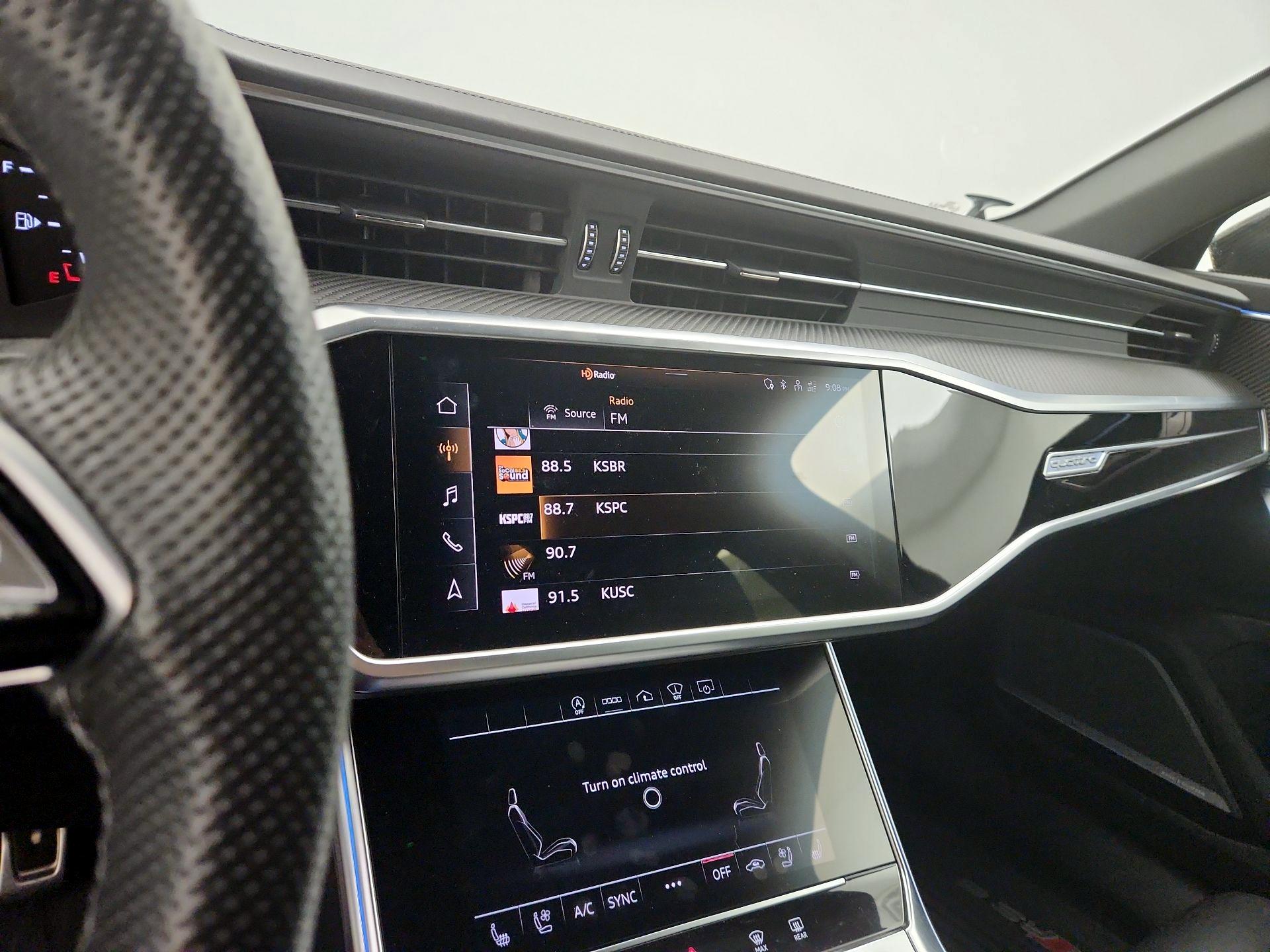 Thumbnail: 2021 Audi RS 6 - 16