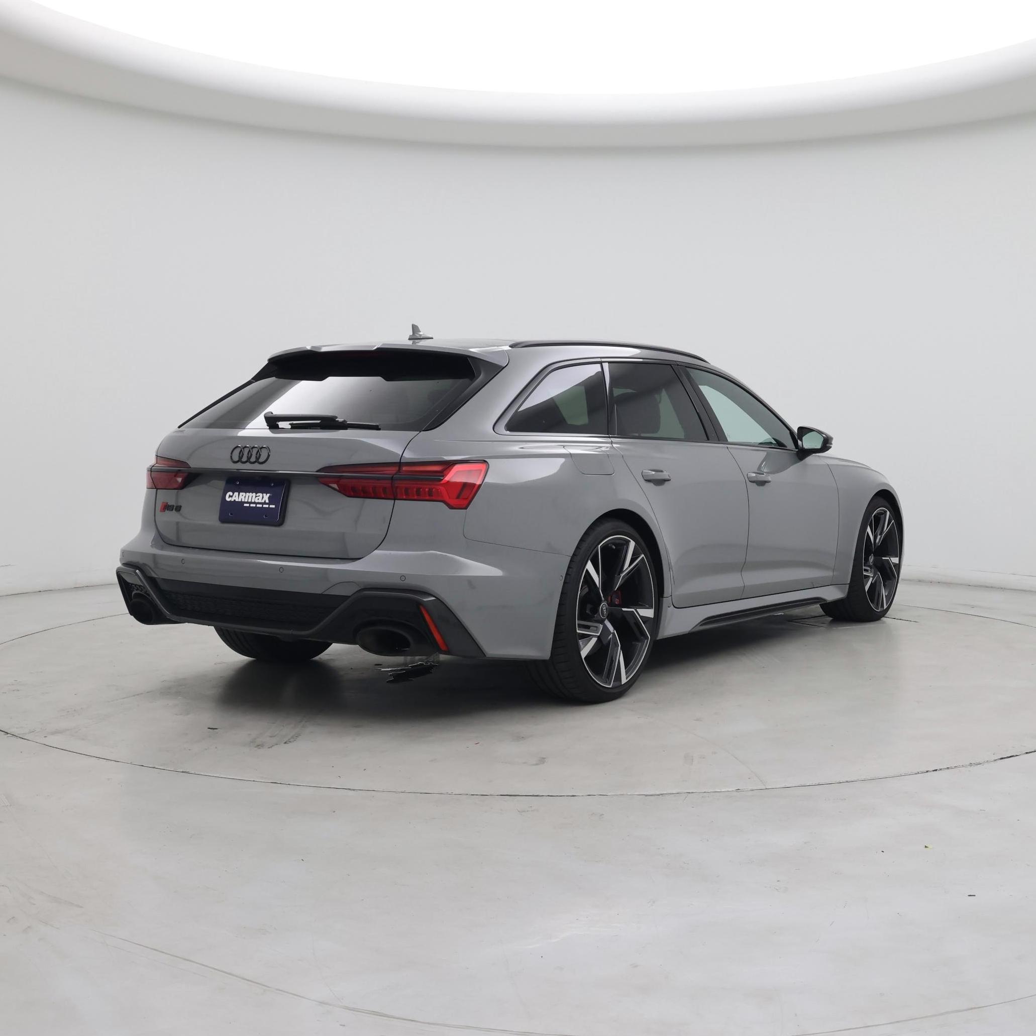 Thumbnail: 2021 Audi RS 6 - 8