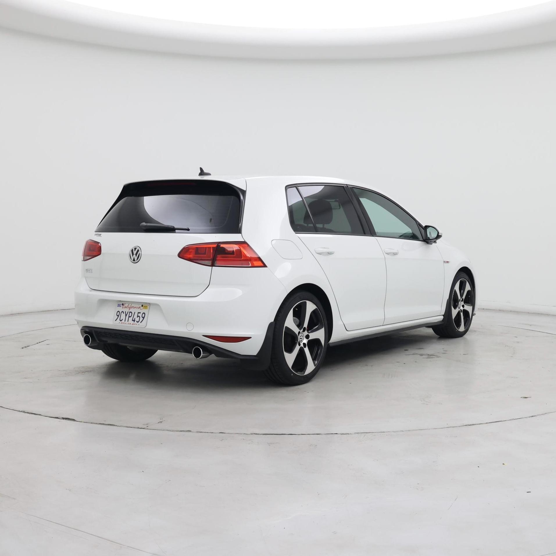 Thumbnail: 2016 Volkswagen Golf - 8
