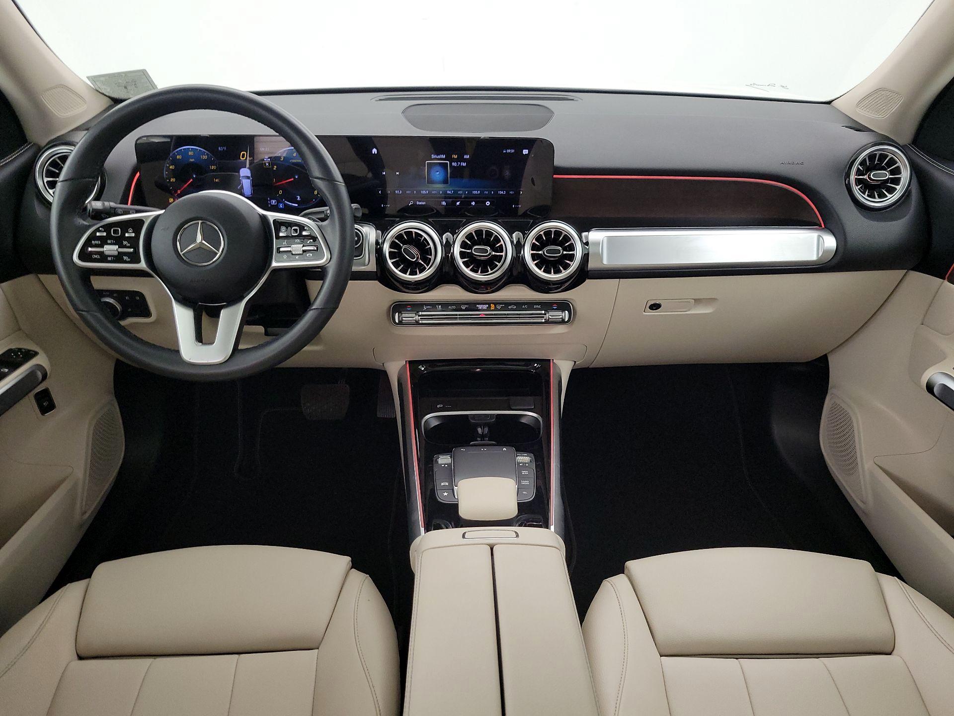 Thumbnail: 2023 Mercedes-Benz GLB - 9