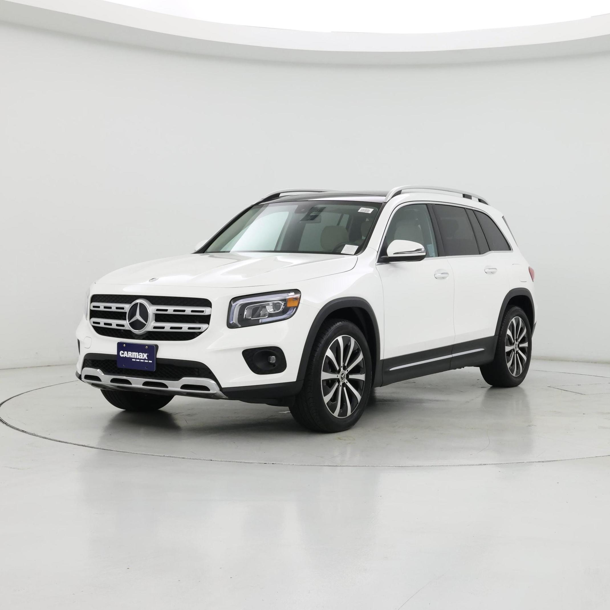 Thumbnail: 2023 Mercedes-Benz GLB - 4
