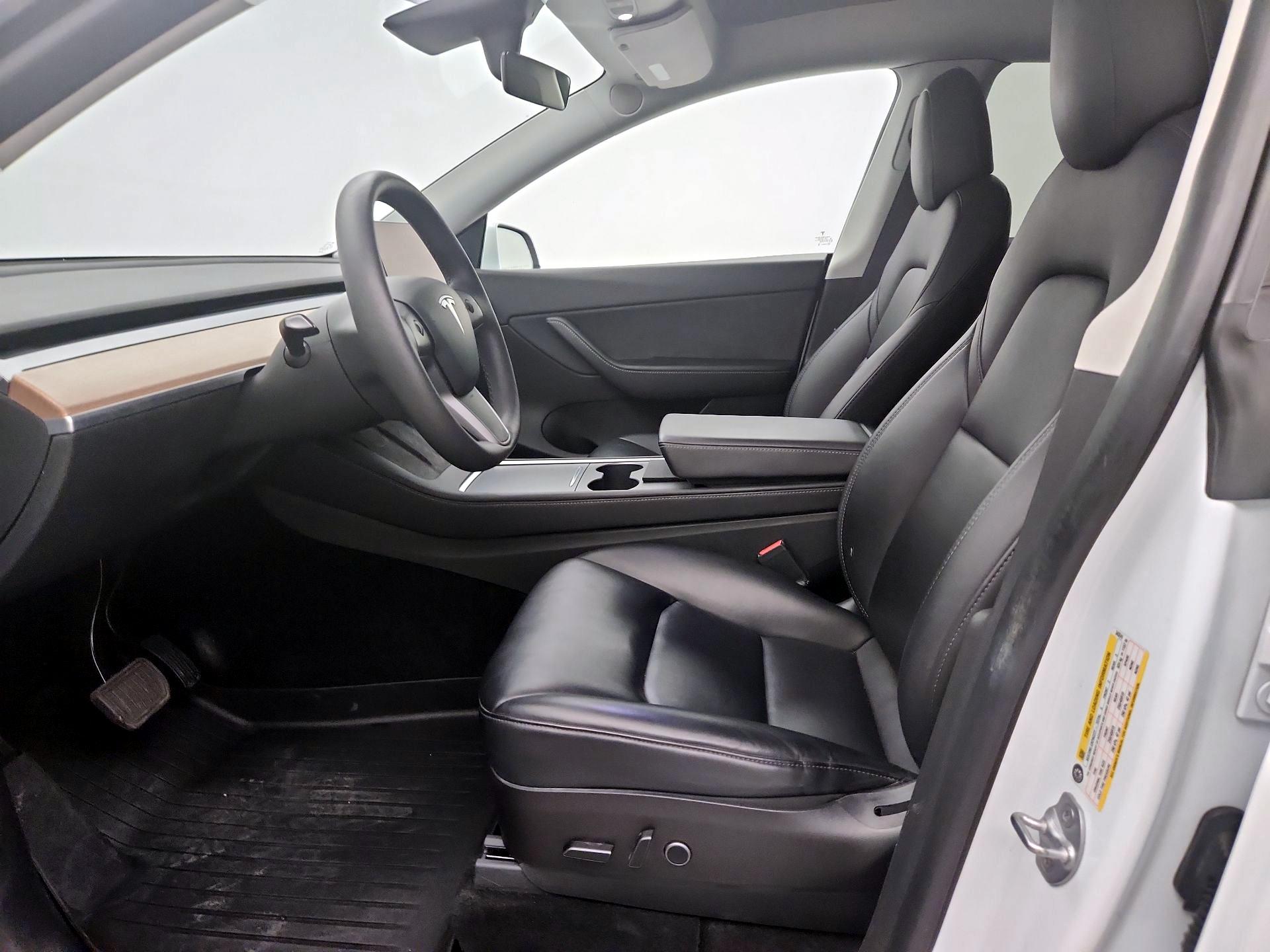 Thumbnail: 2022 Tesla Model Y - 11