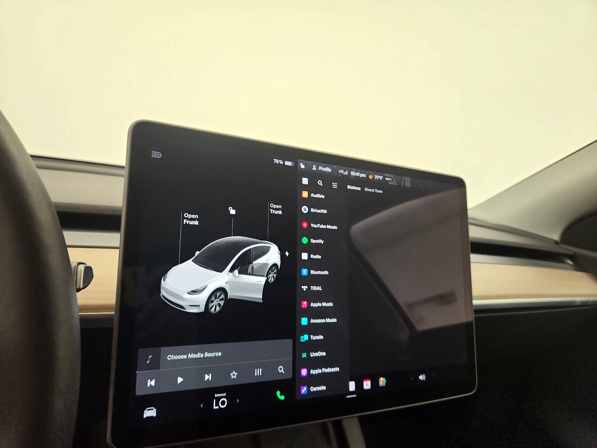 Thumbnail: 2022 Tesla Model Y - 15