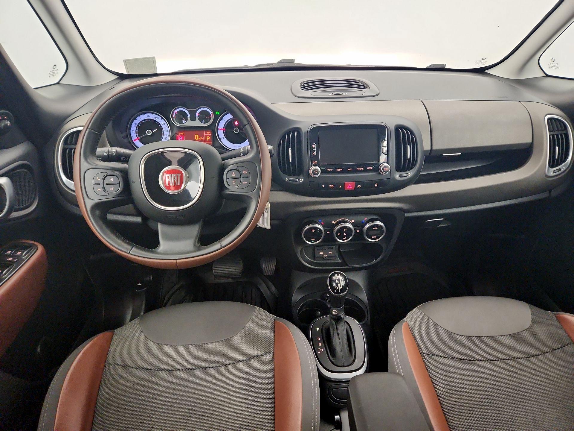 Thumbnail: 2015 Fiat 500L - 9