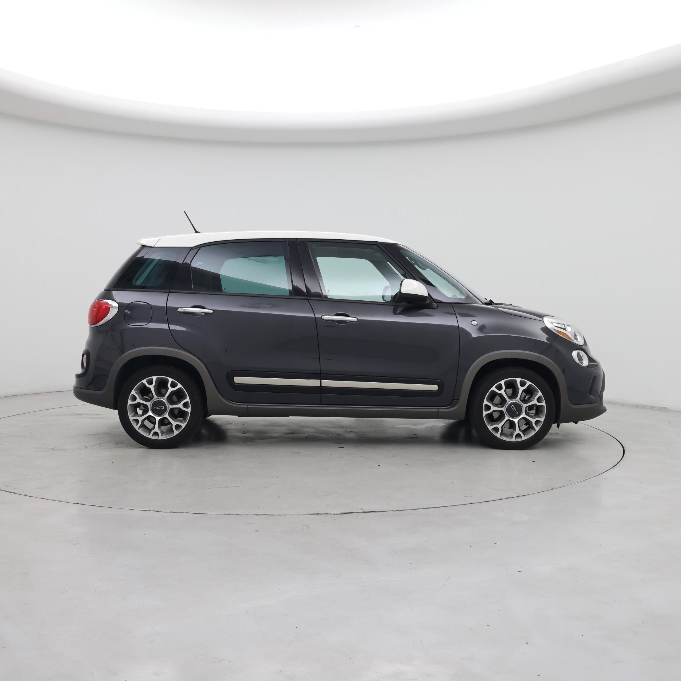 Thumbnail: 2015 Fiat 500L - 7