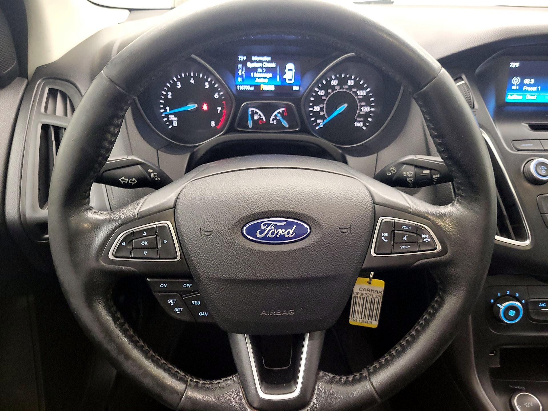 Thumbnail: 2015 Ford Focus - 10