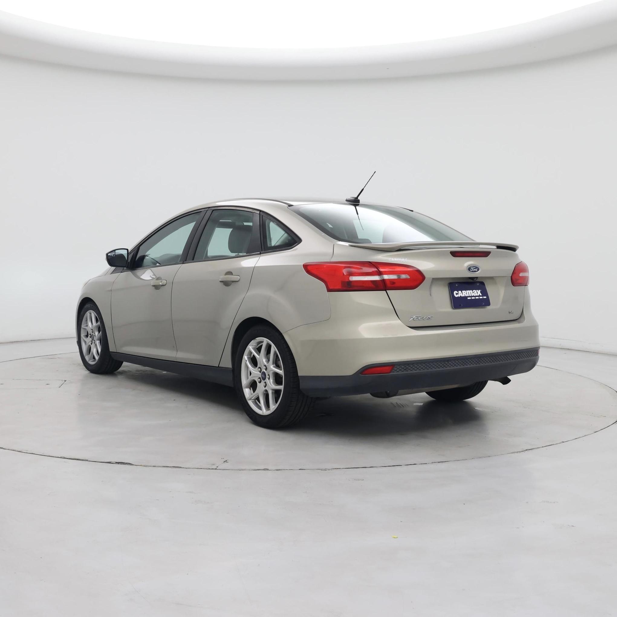 Thumbnail: 2015 Ford Focus - 2