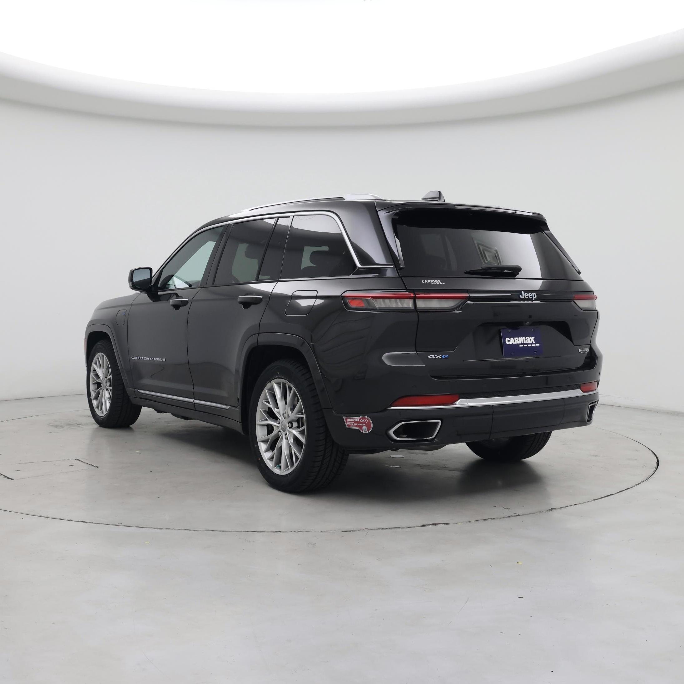 Thumbnail: 2023 Jeep Grand Cherokee - 2