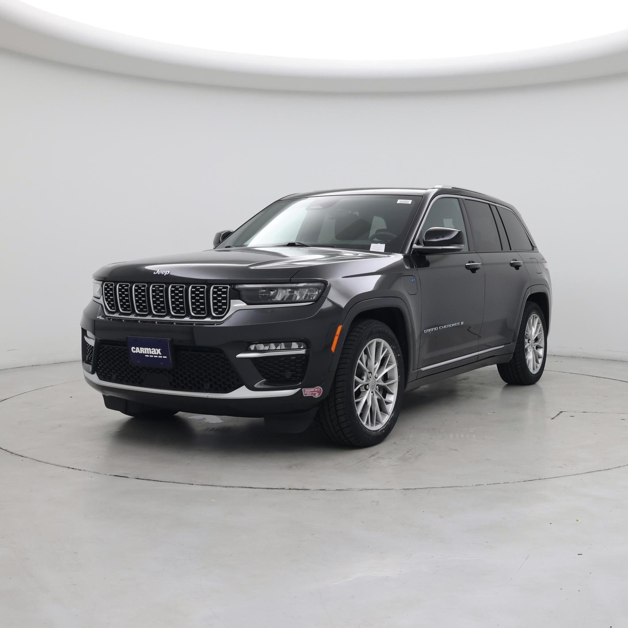 Thumbnail: 2023 Jeep Grand Cherokee - 4